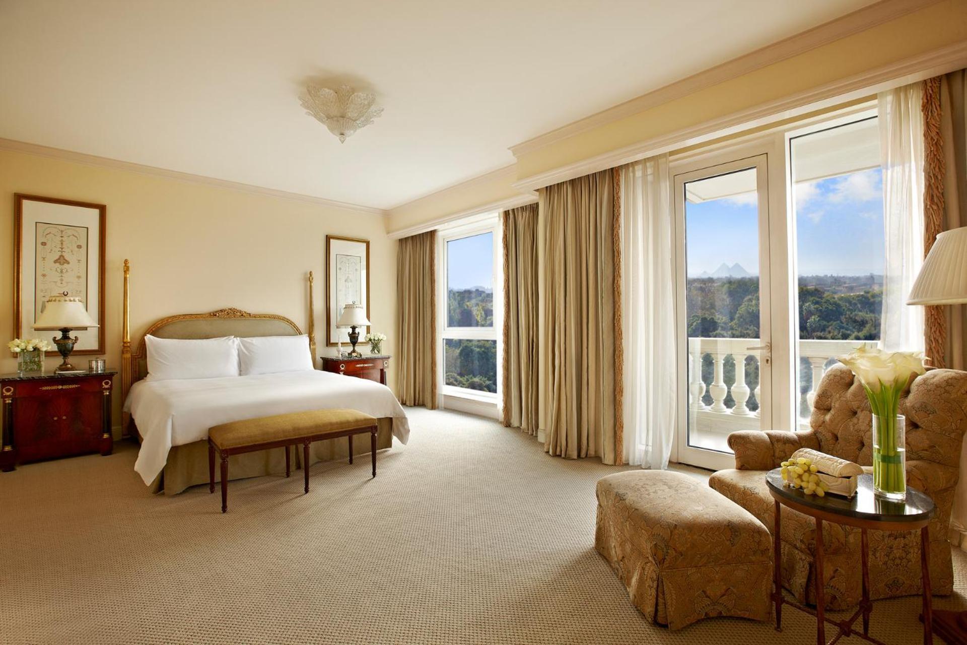 Premier Room King Bed