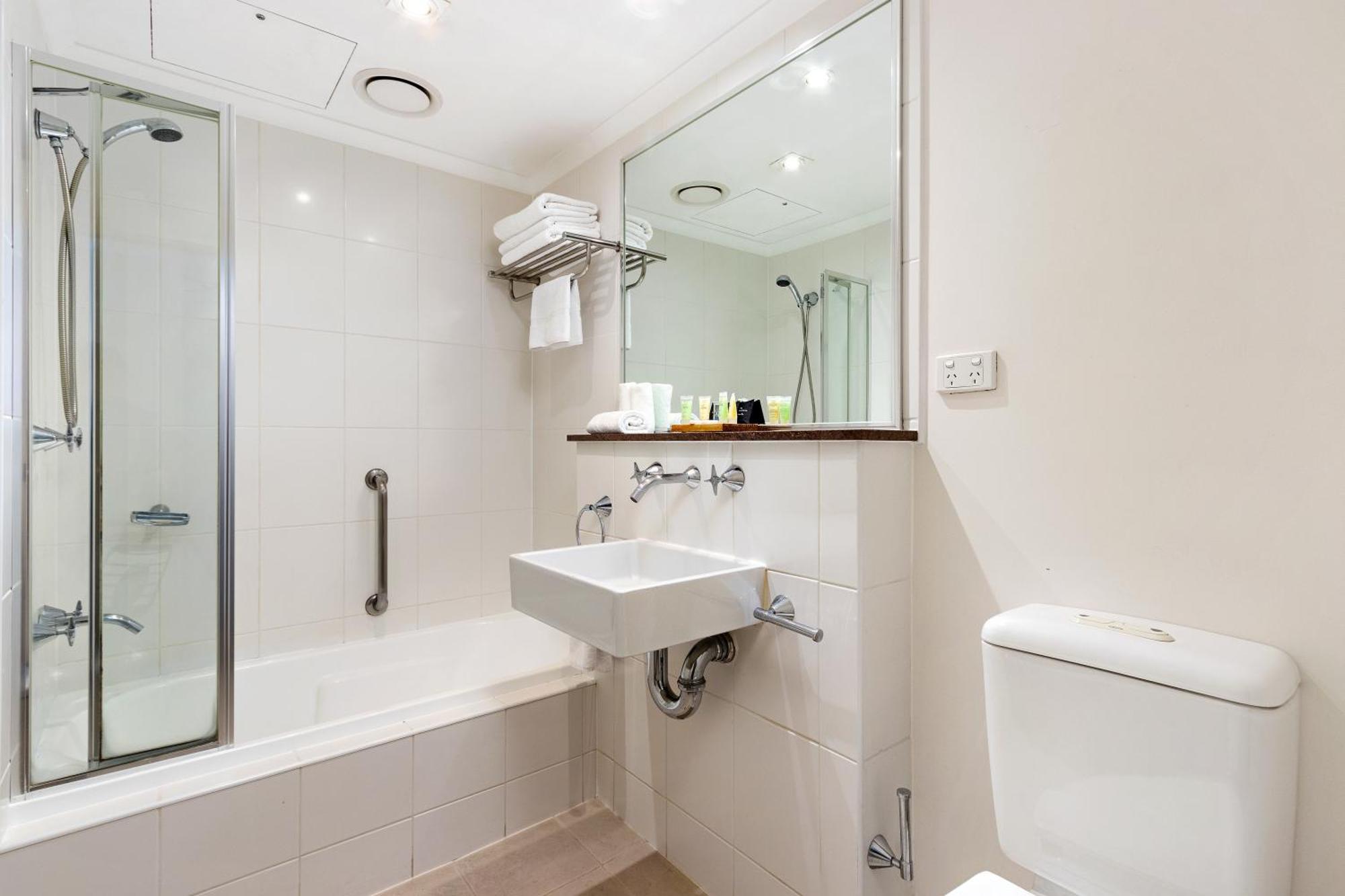 Studio Apartment,1436004910:JPEG