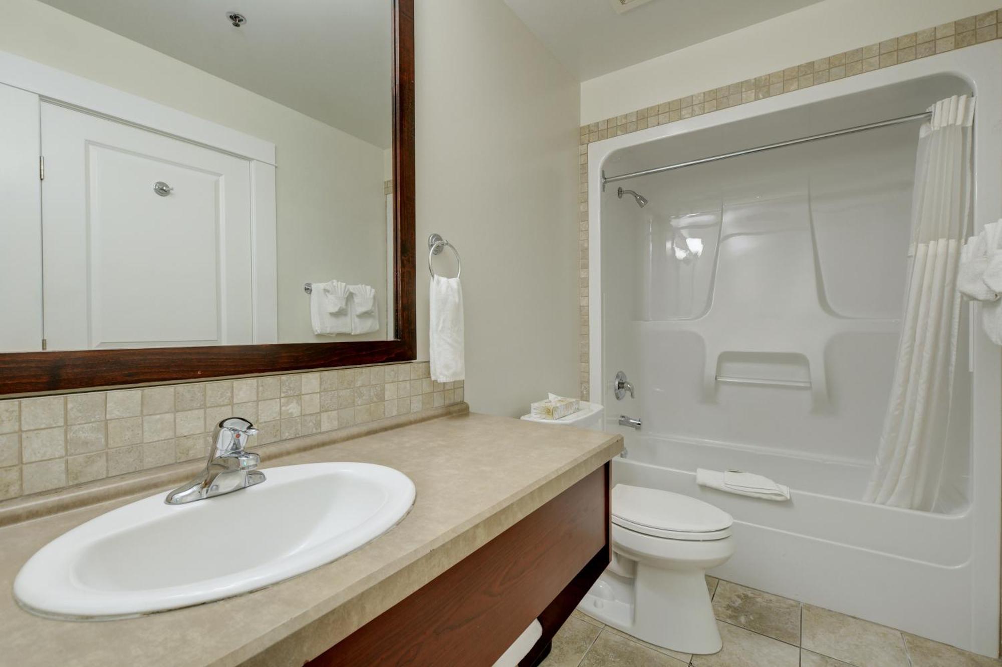 Queen Room Two Queen Pullout Sofa
