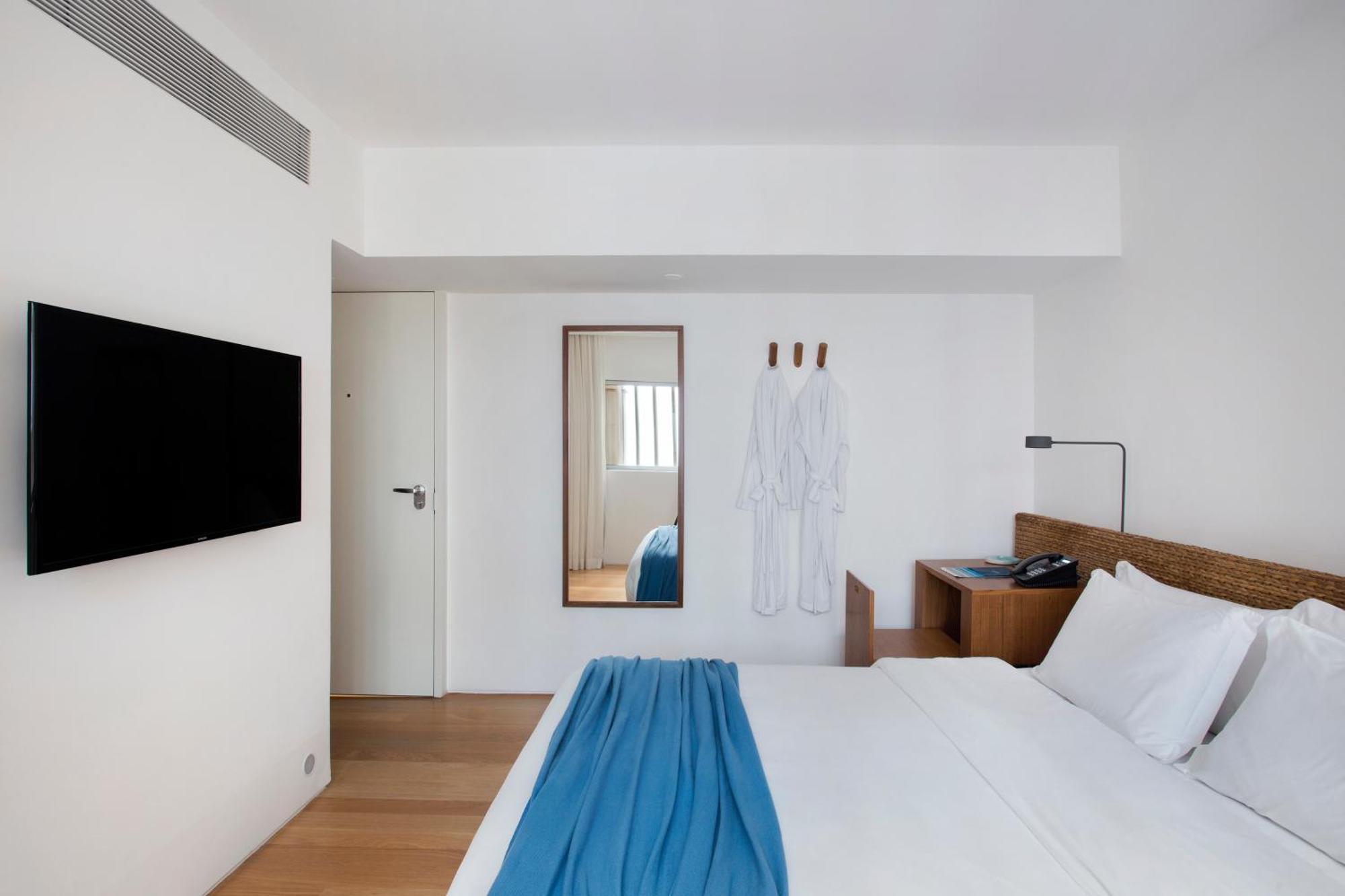 Small room internal view