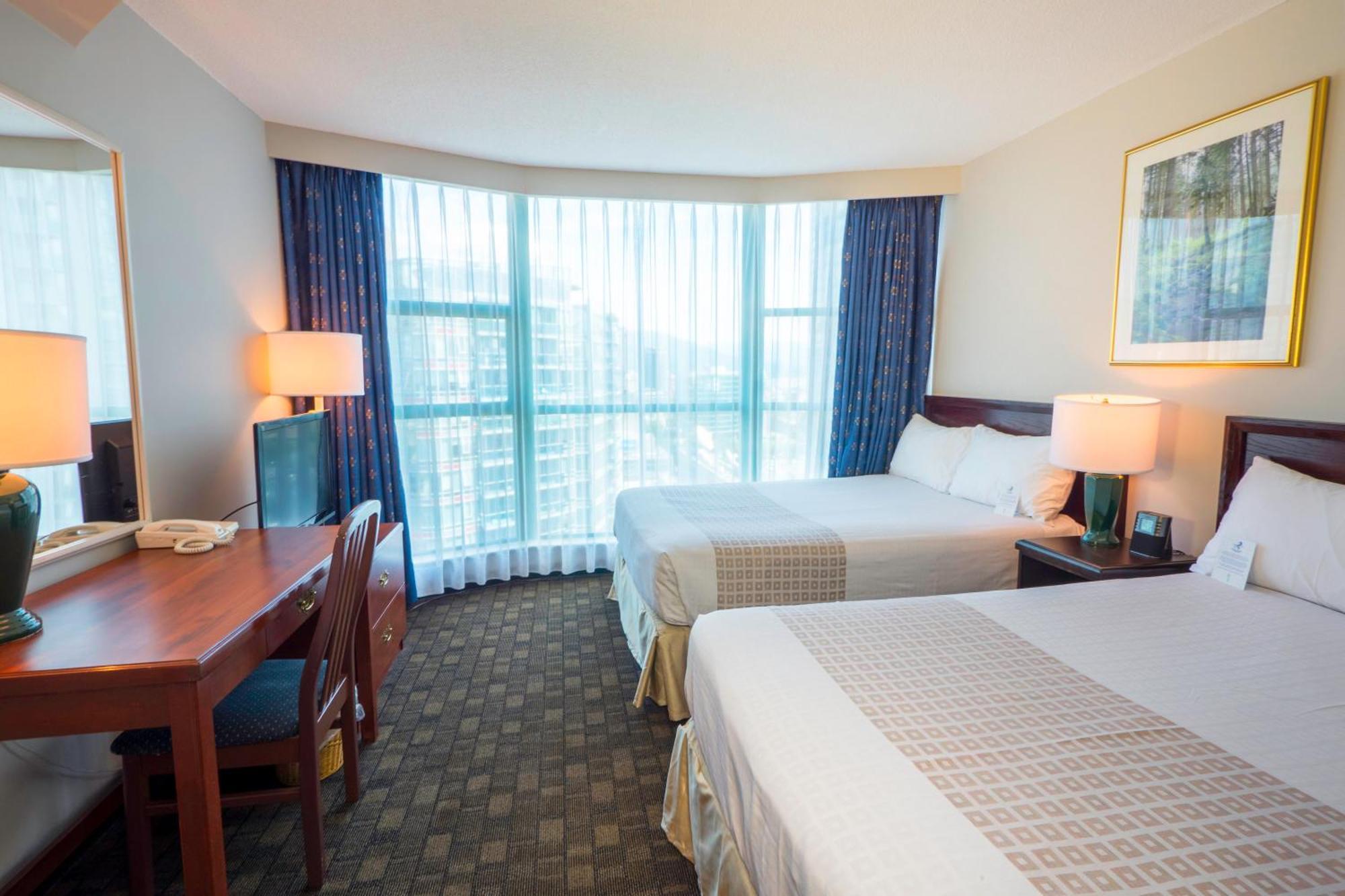 Deluxe Suite Two Double Beds