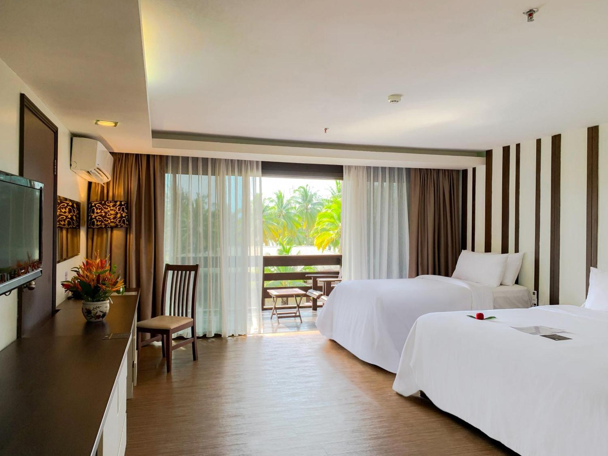 Standard Hill View One King Bed One Single Bed