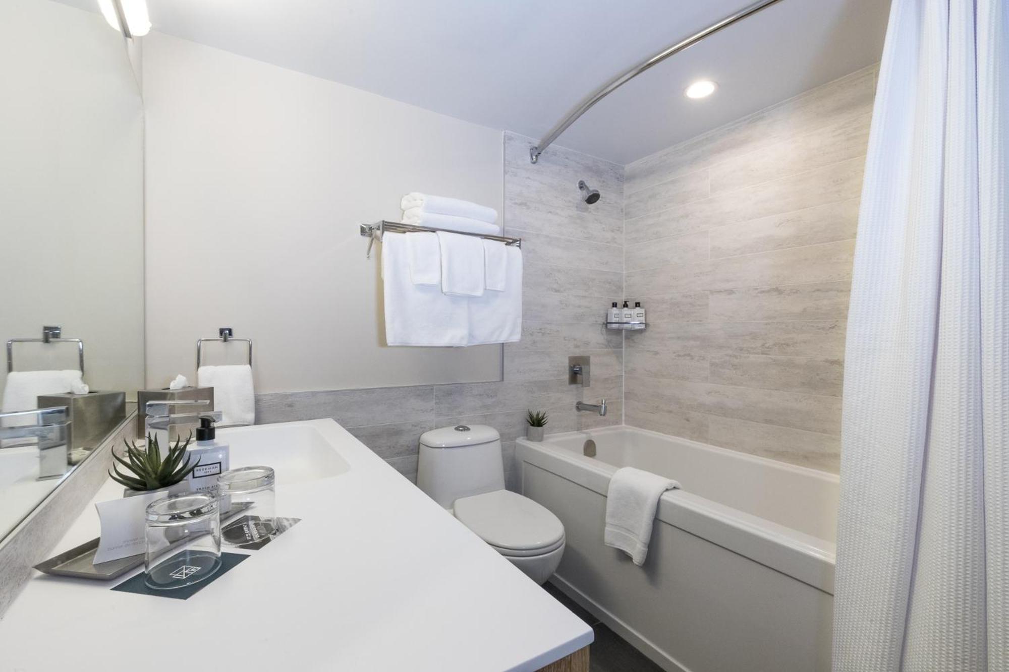 Crystal Single Room One Double Bed