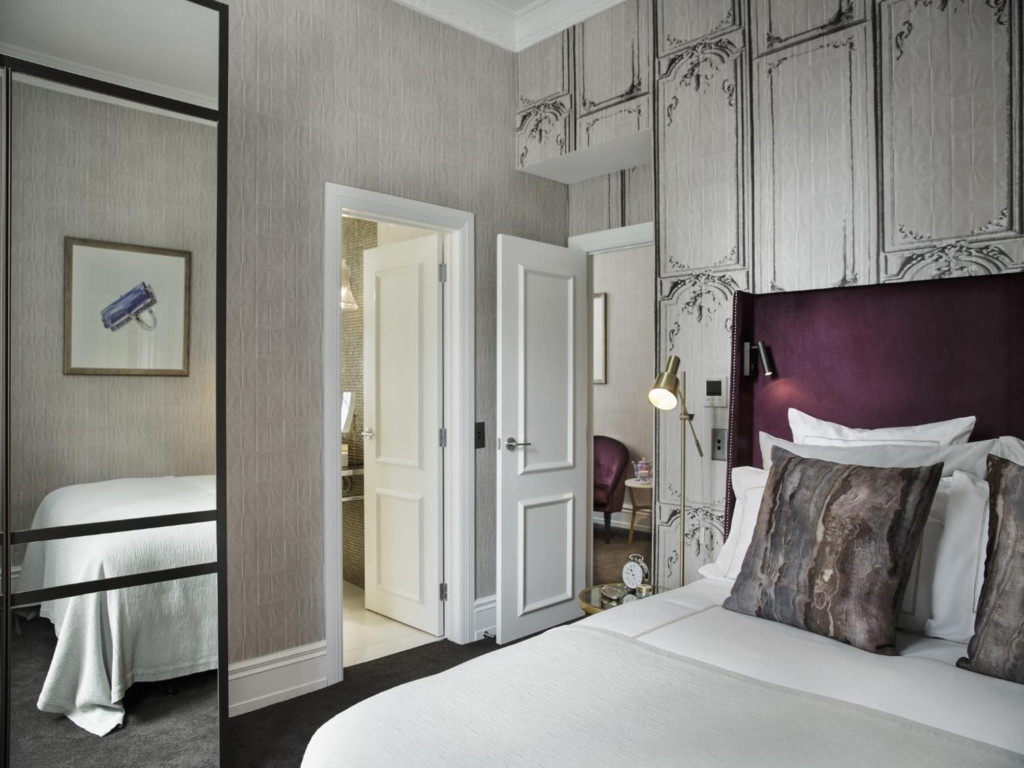 Junior Suite One King Bed
