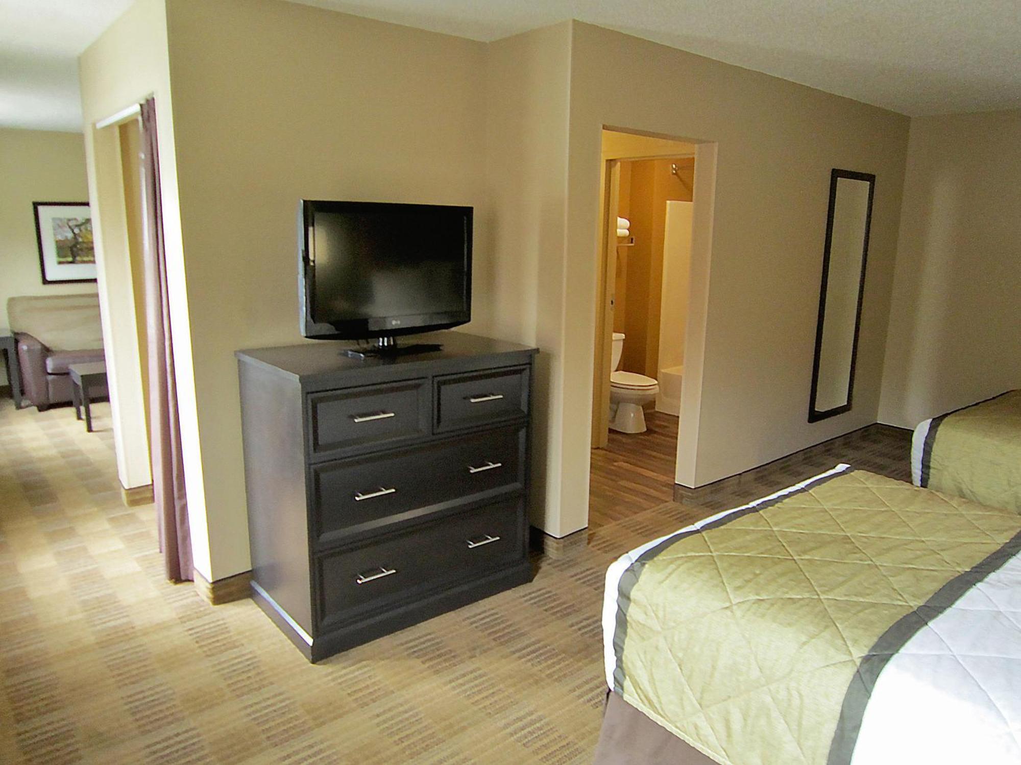 Deluxe Studio 2 Double Beds Non-Smoking