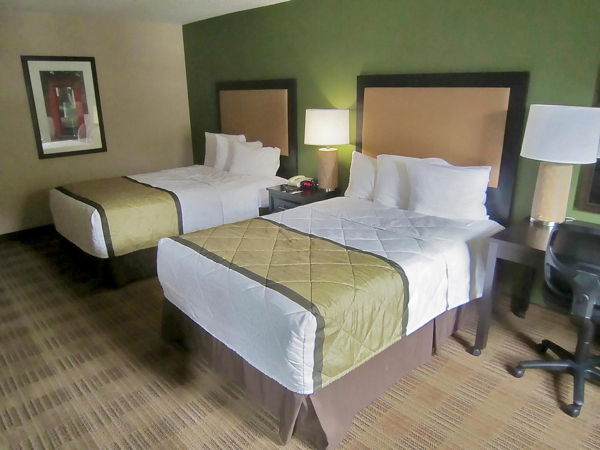 Deluxe Studio 2 Double Beds Non-Smoking
