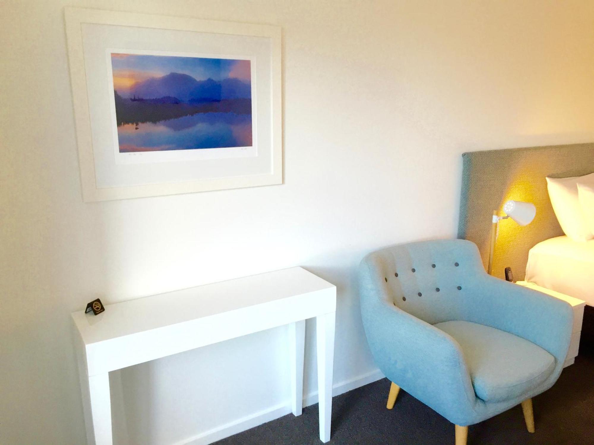 Luxury King Suite