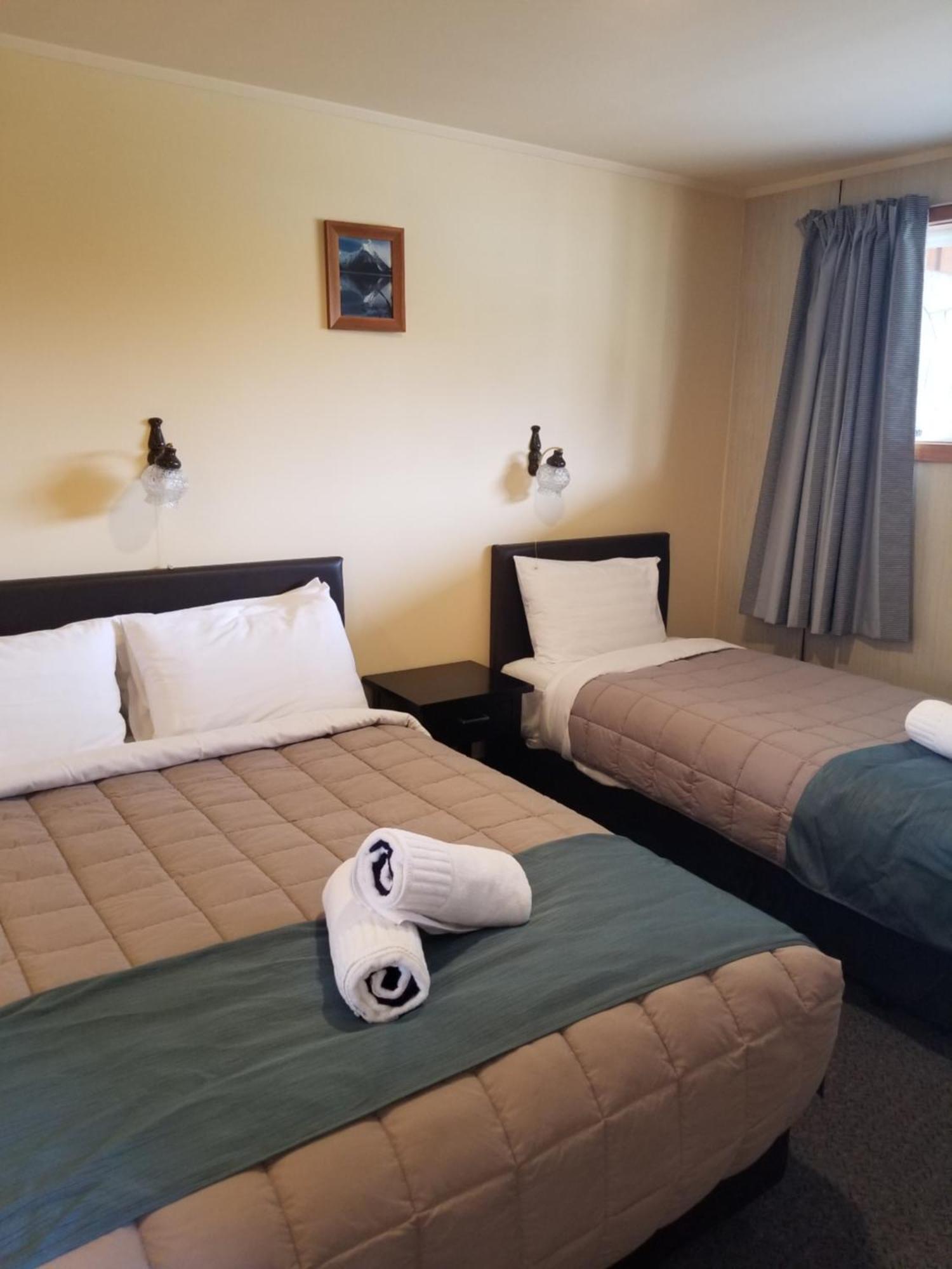 Superior One-Bedroom Apartment