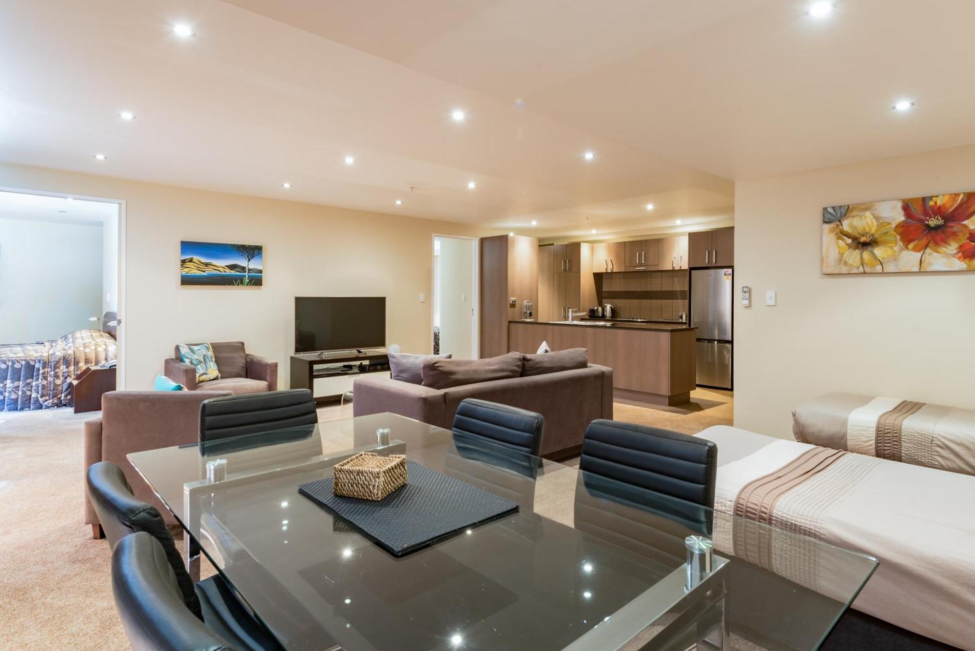 Two-Bedroom Apartment Ocean View