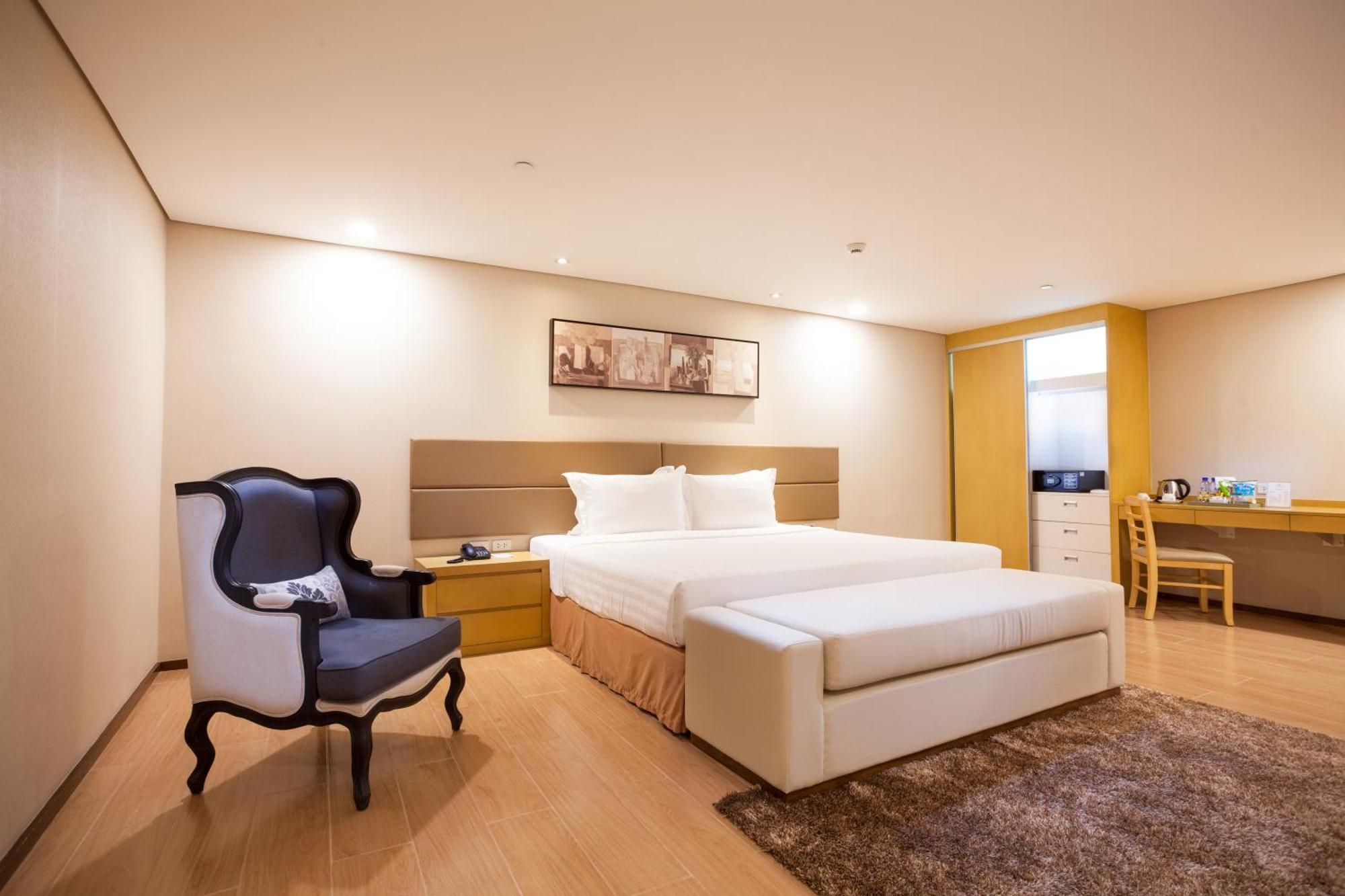 Deluxe Suite,1214543881:JPEG