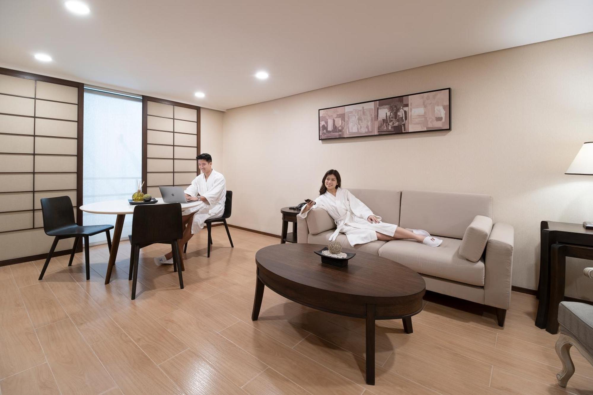 Deluxe Suite