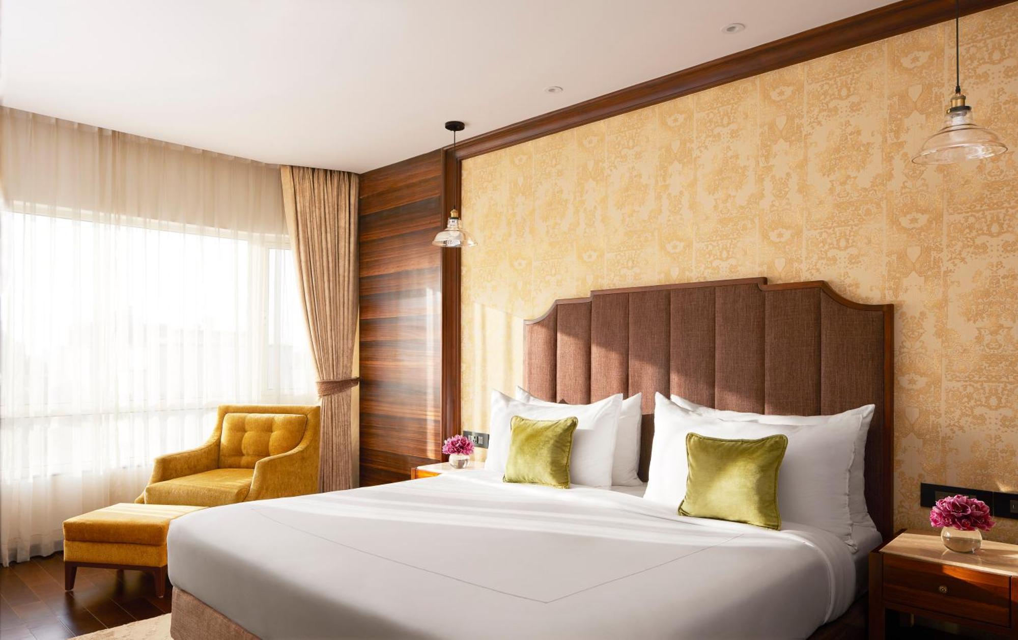 SeleQtions Suite Sea View King Bed one way airport transfer,835422689:JPEG