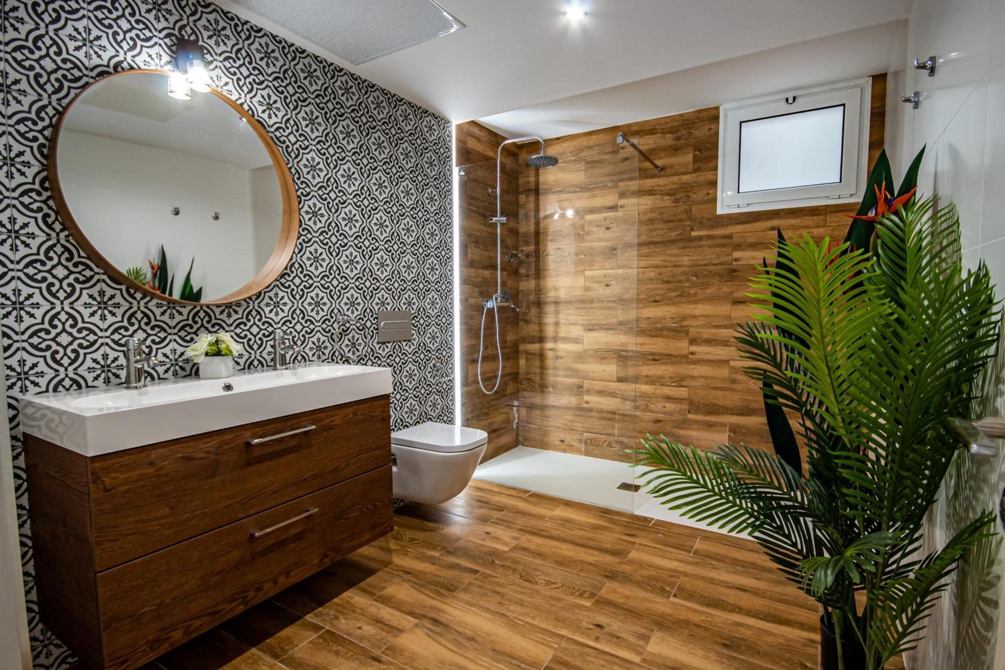 One Bedroom Apartment Balcony or Terrace