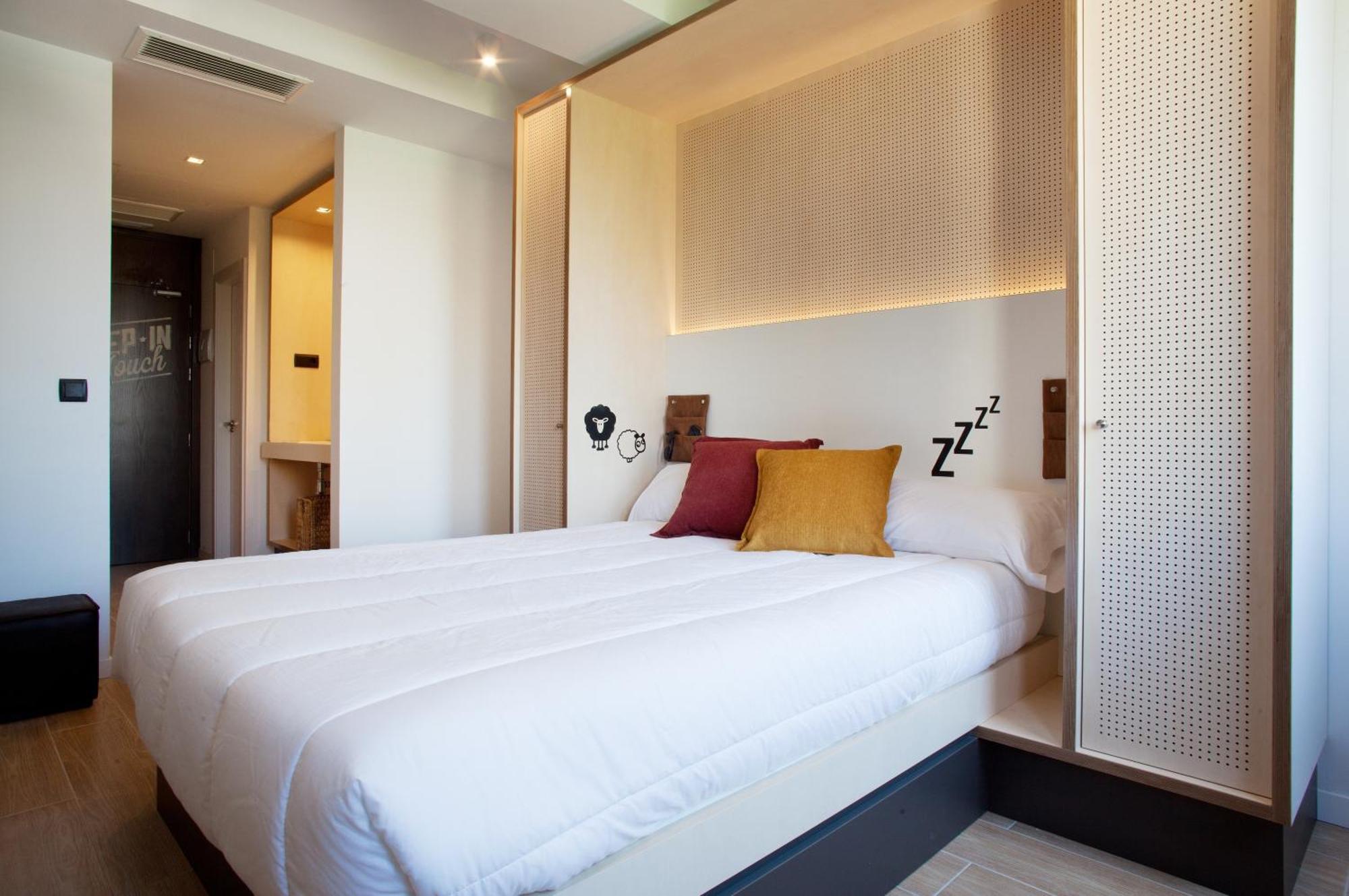 Double Room,1214595139:JPEG