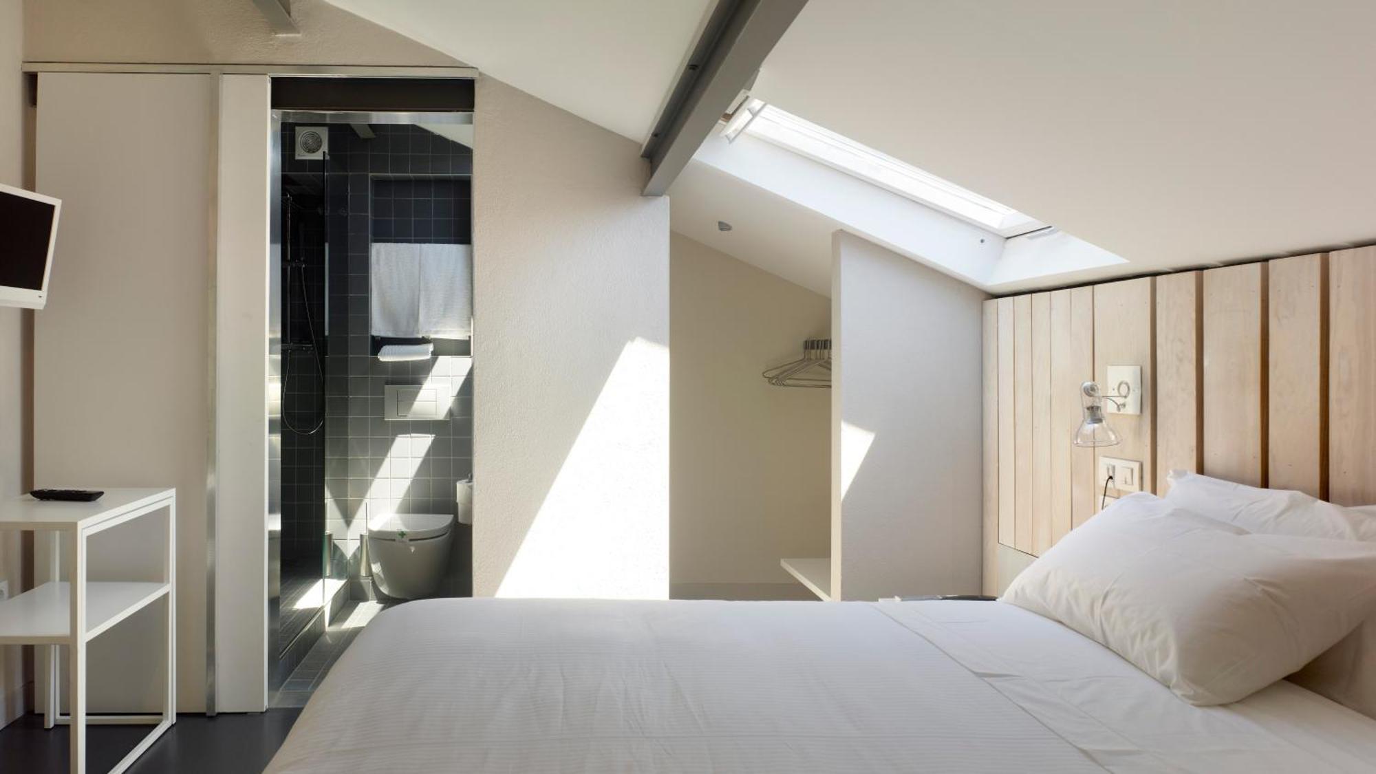 Economy Double or Twin Room