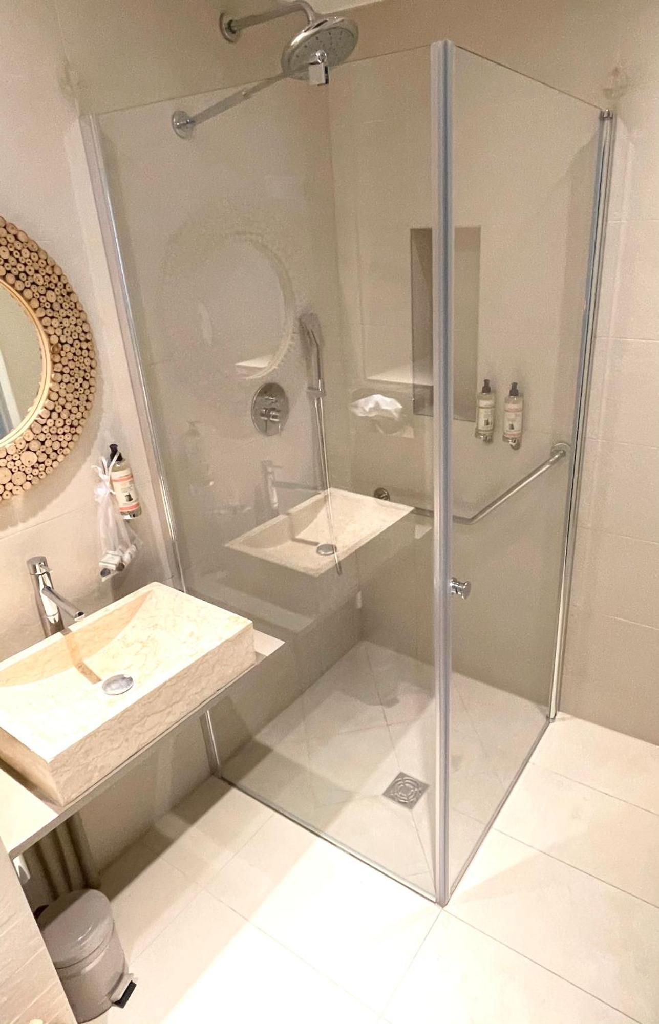 Suite Grand lit double lit simple