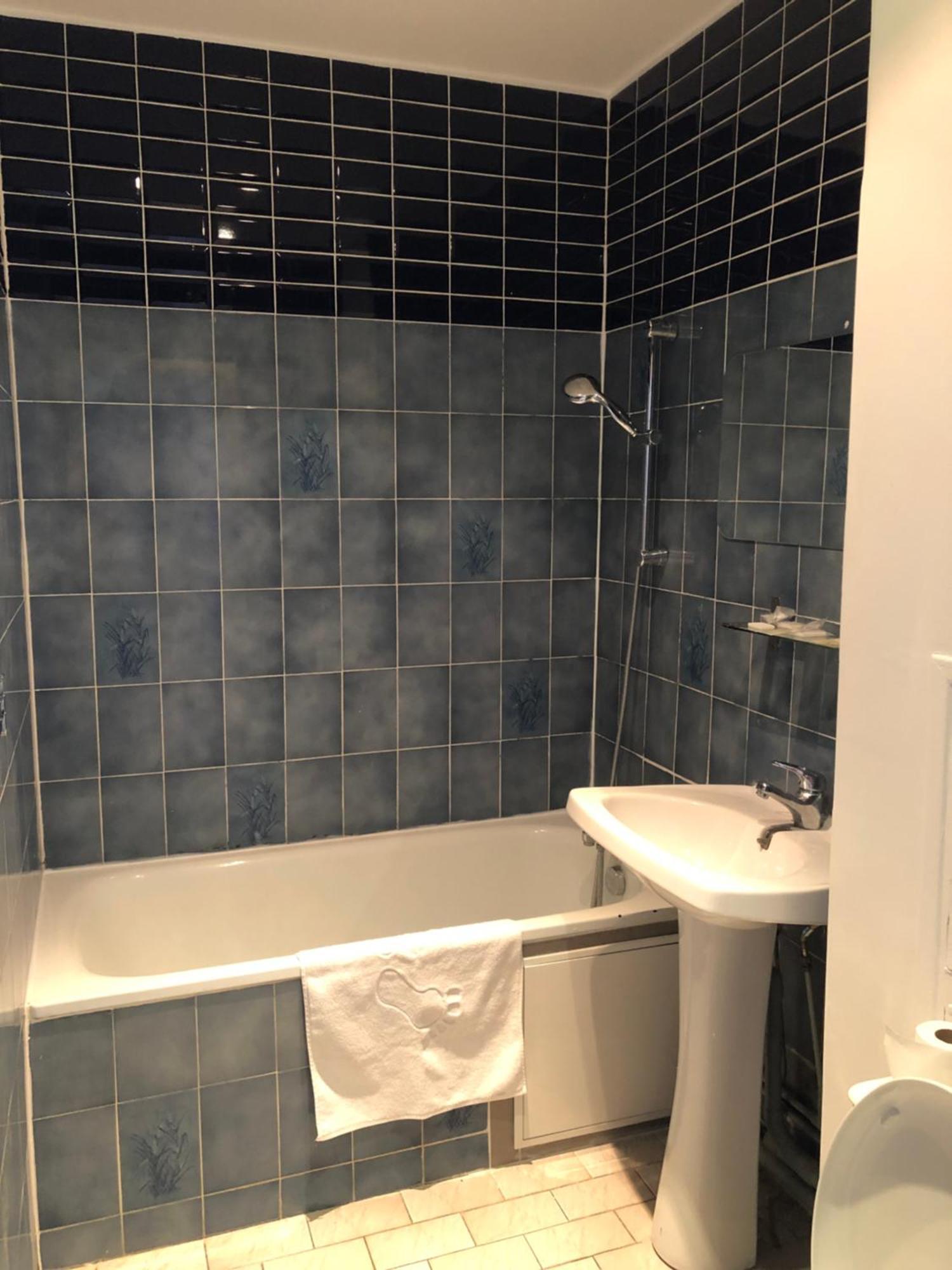 Superior Double Room Bath