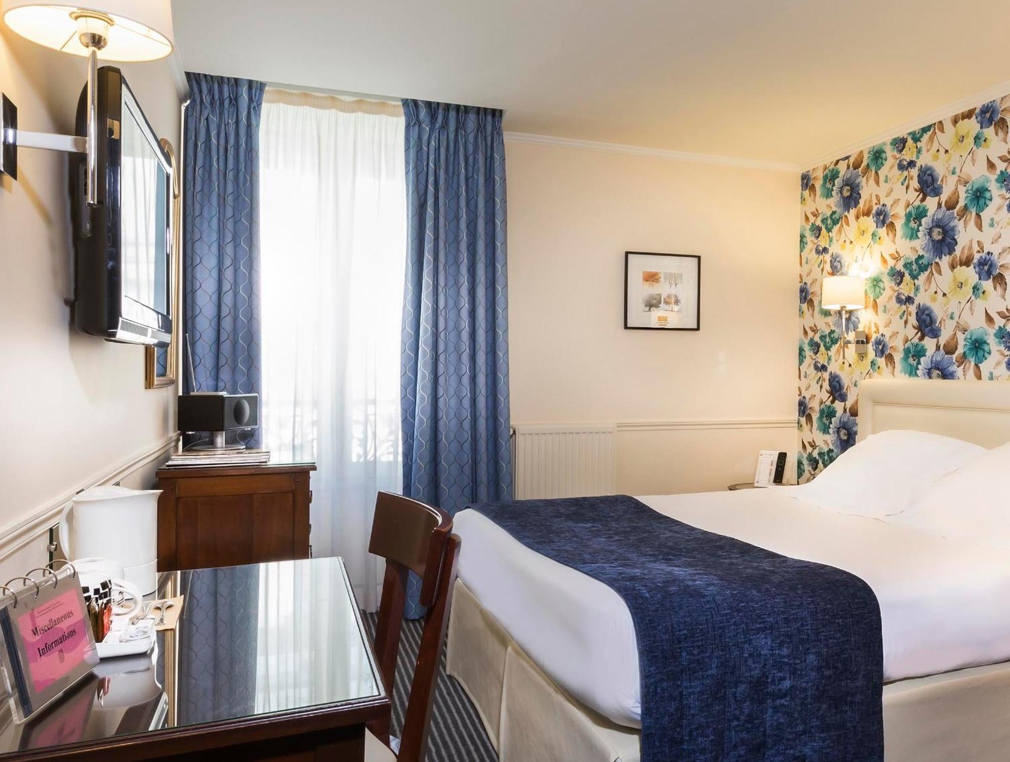 Two Adjoining Double Rooms
