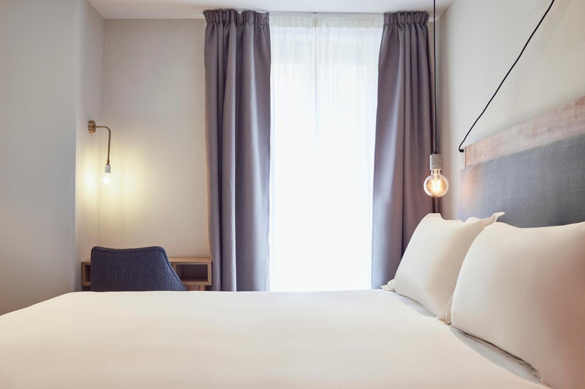 Standard Double Room,1215181471:JPEG