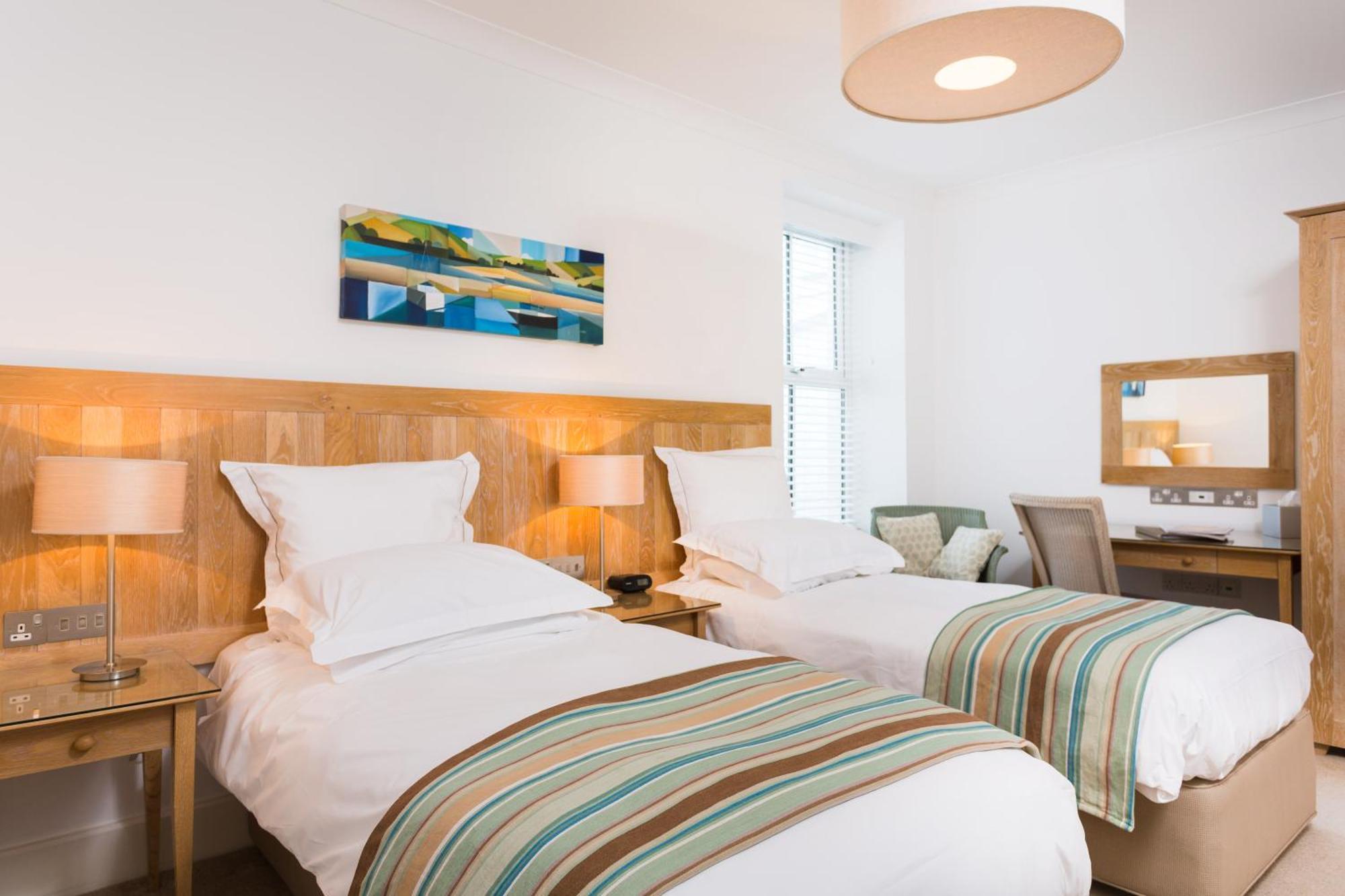 Classic Twin Room