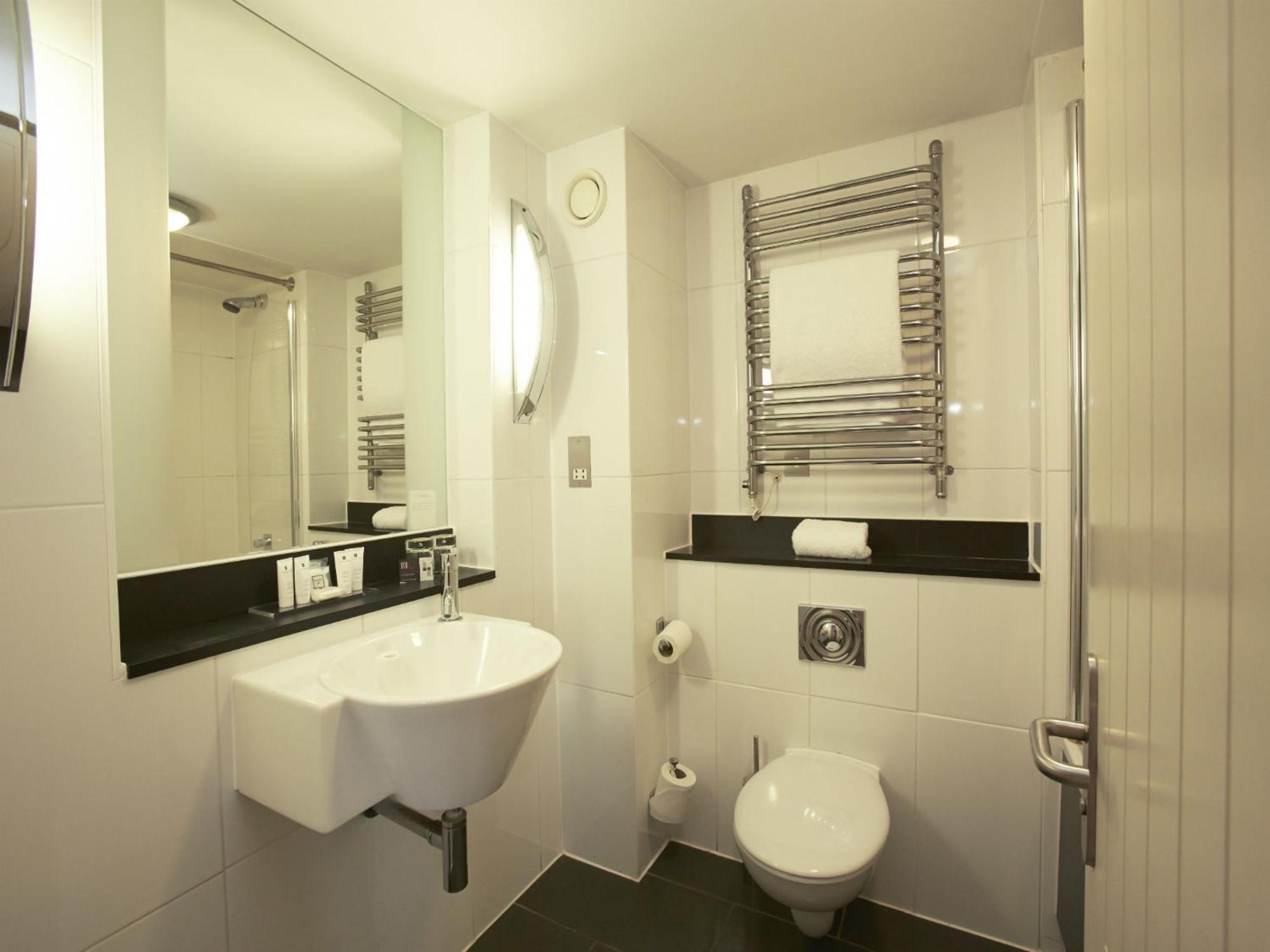 Salthouse Twin Room
