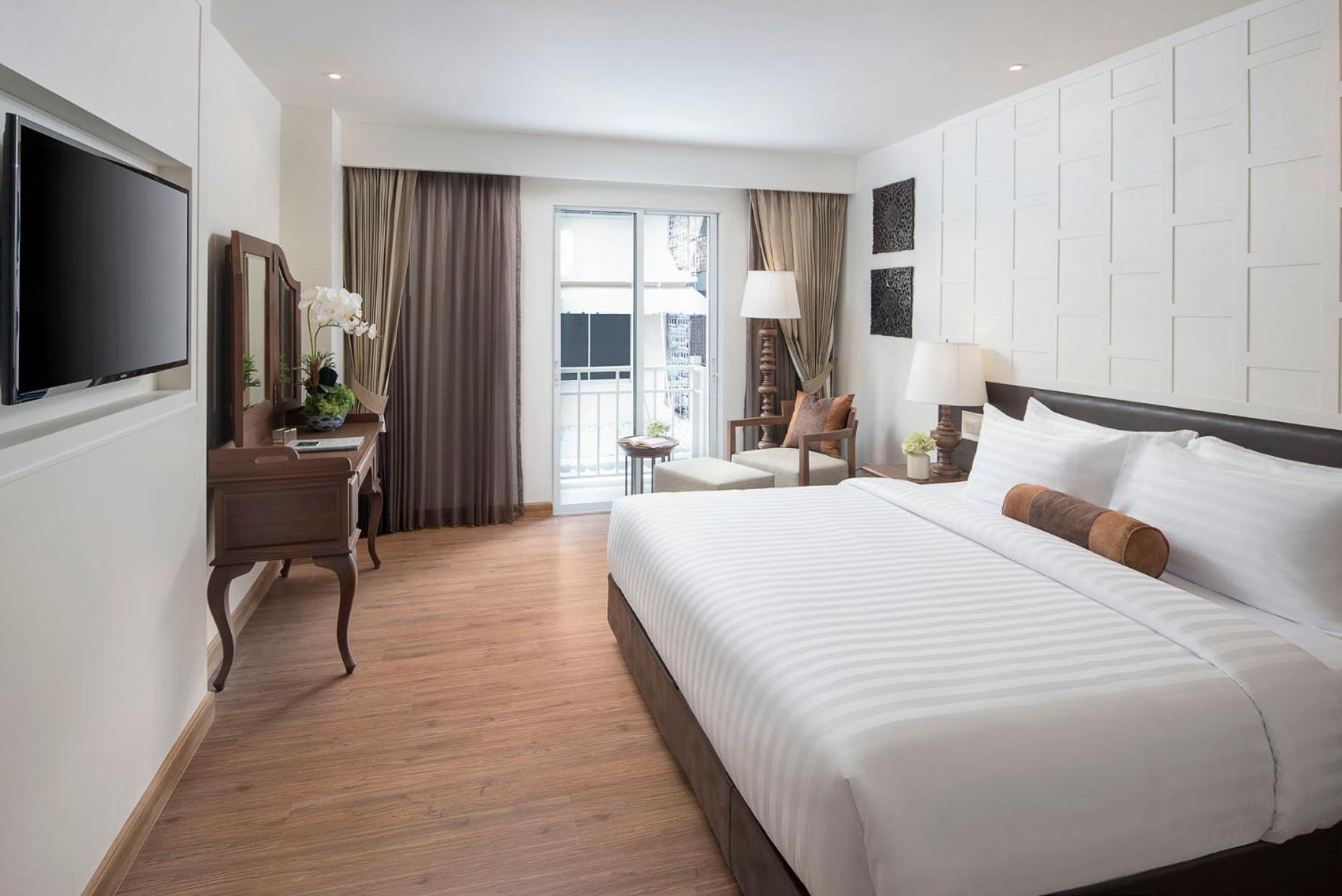 Superior King Room