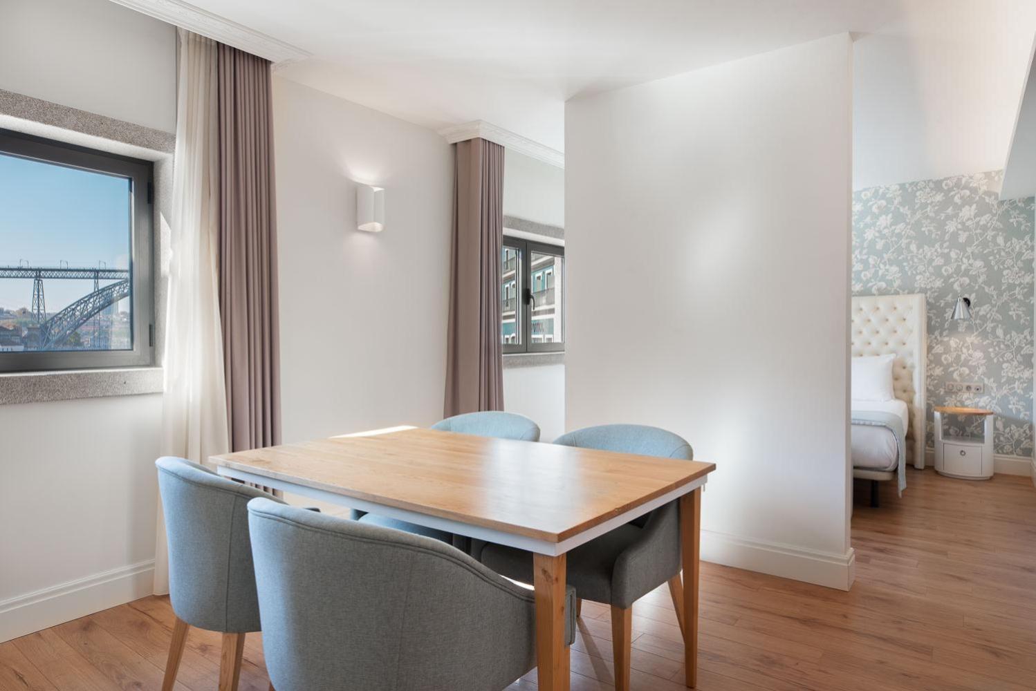 Premium Suite River View
