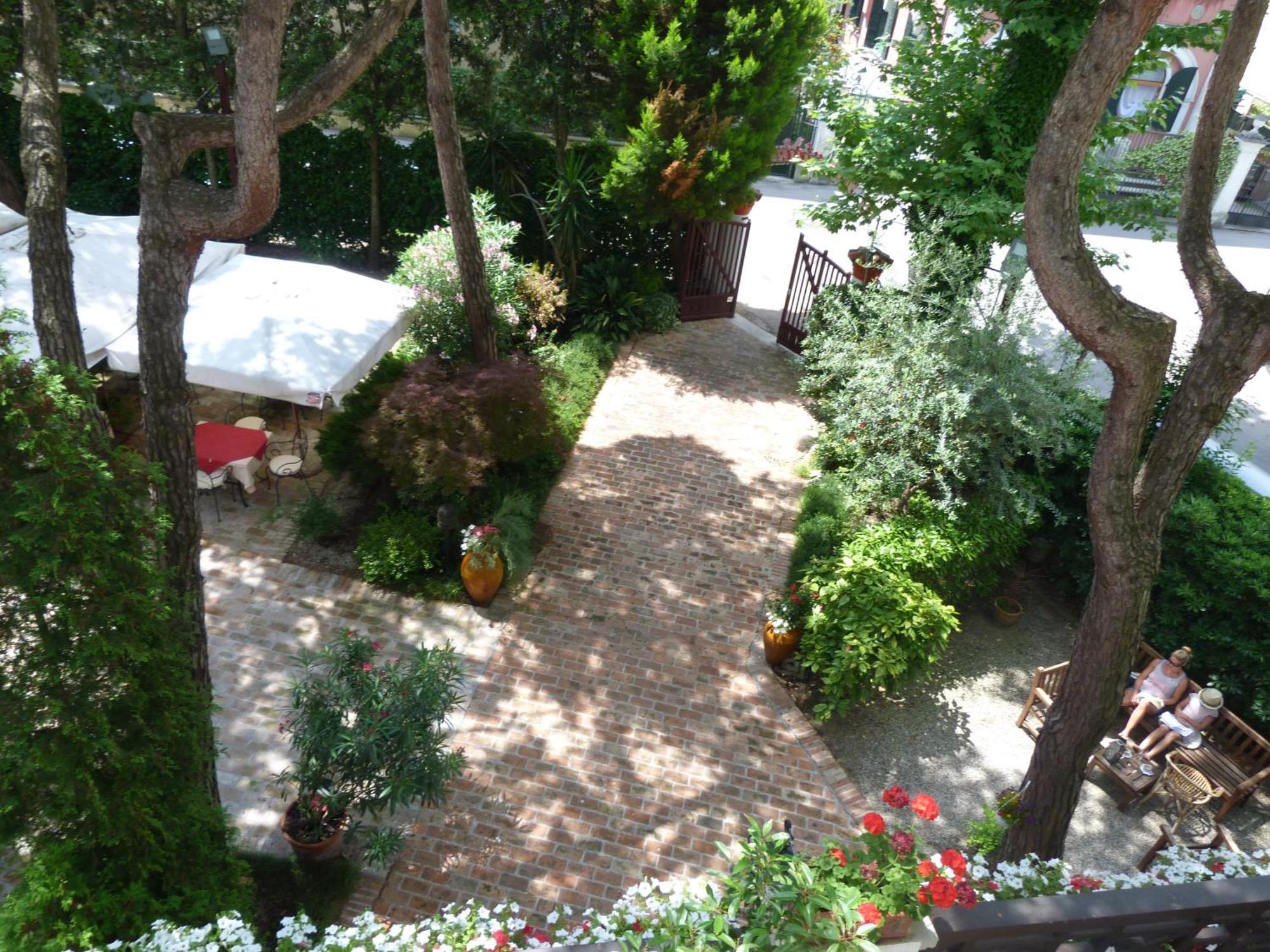 Deluxe Double Room Terrace
