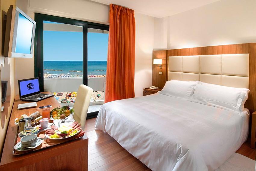 Double Room with Sea View,1215974182:JPEG