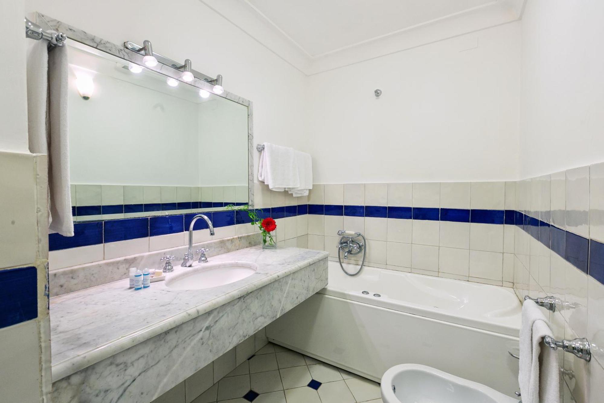 Premier One-Bedroom Apartment