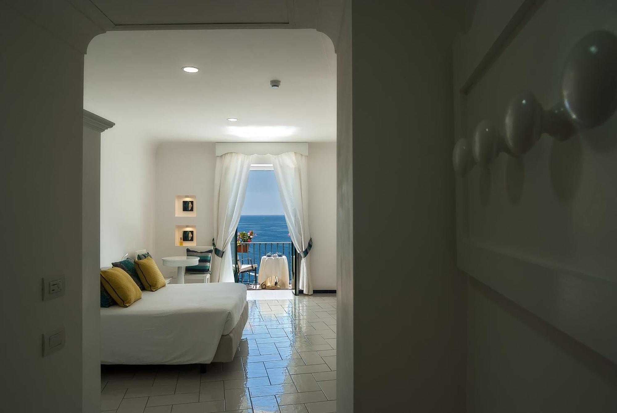 Deluxe Double Room Sea View