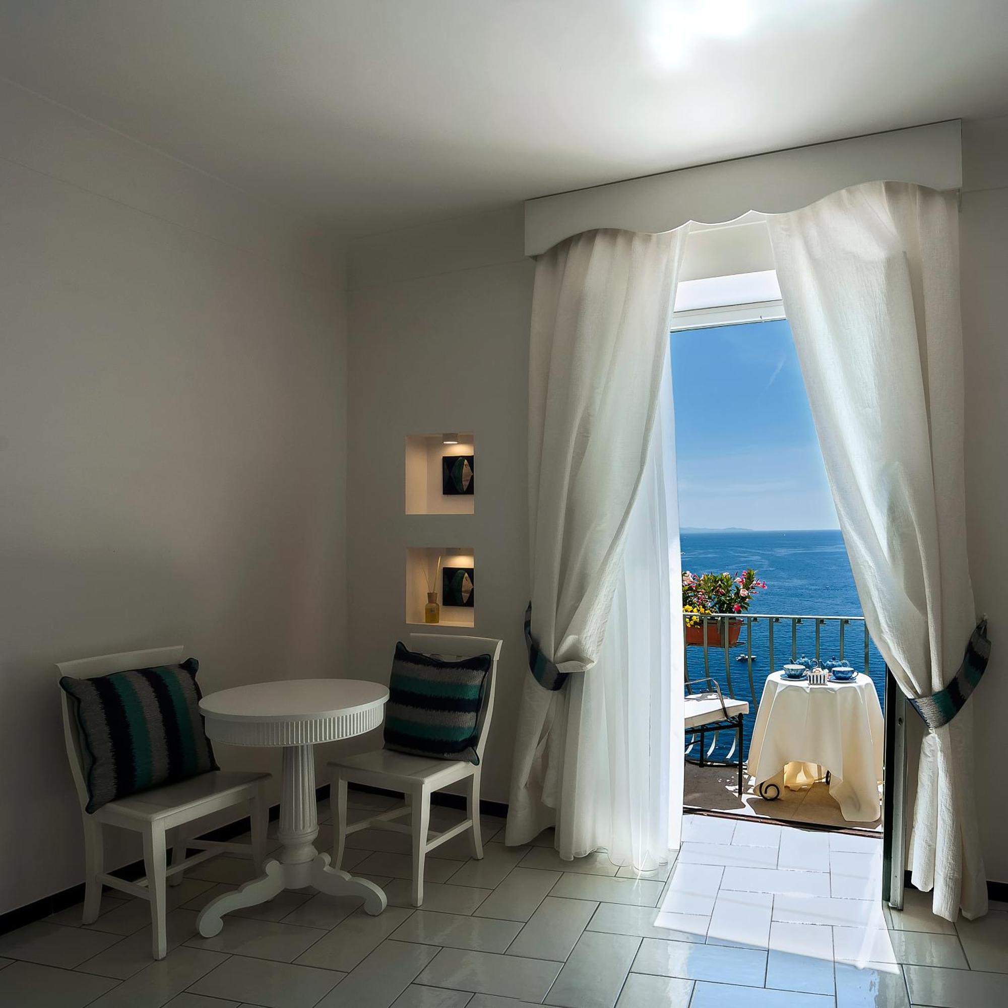 Deluxe Double Room Sea View