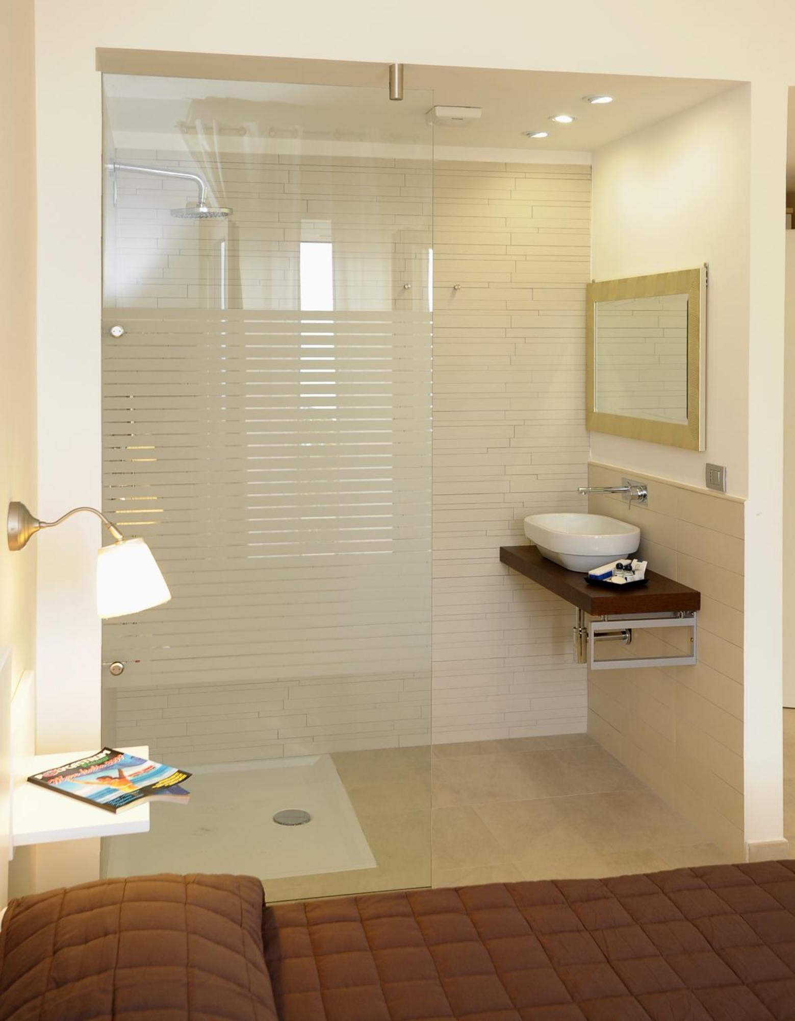 One-Bedroom Apartment Sea View