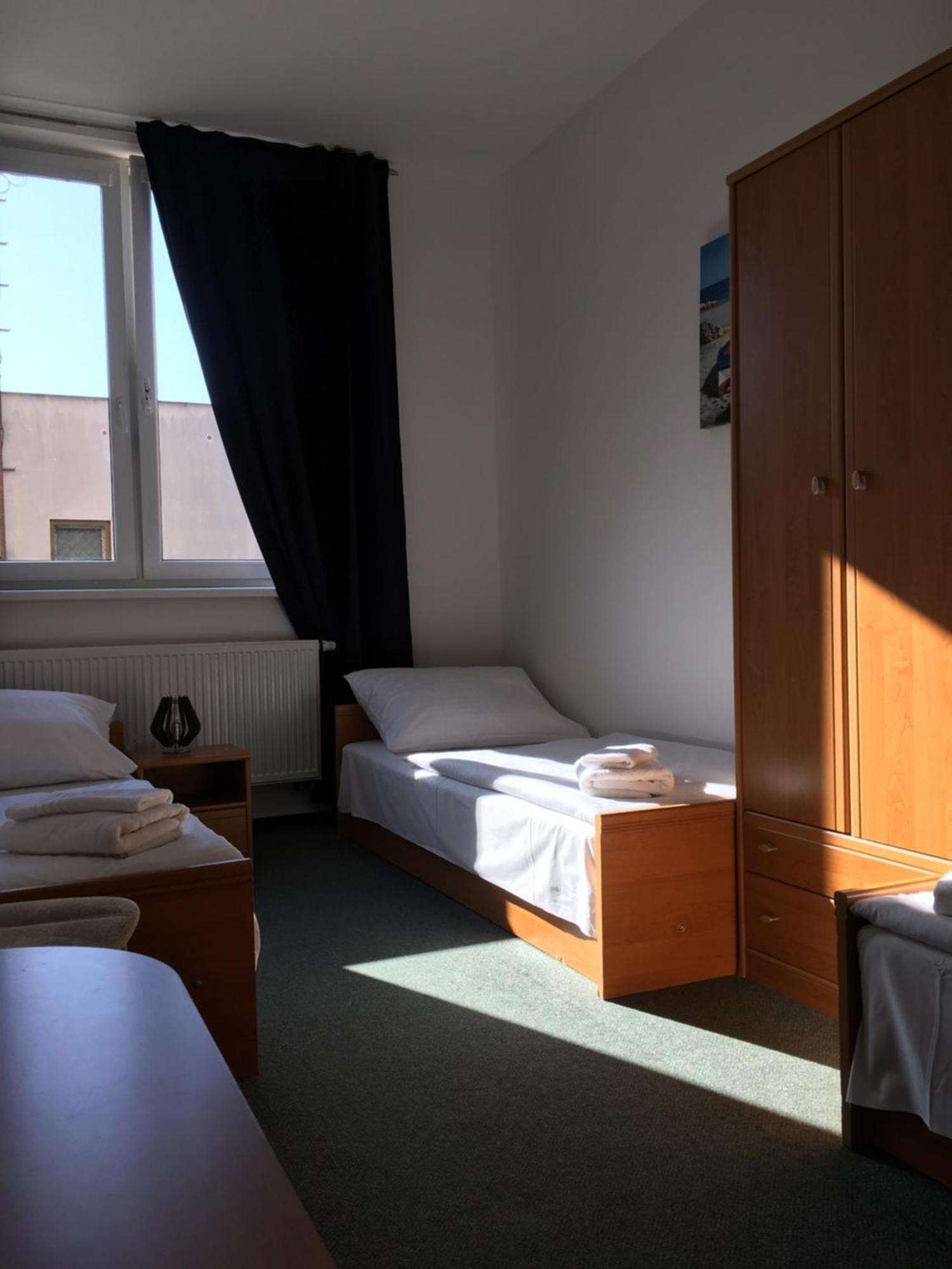 Economy Twin Room
