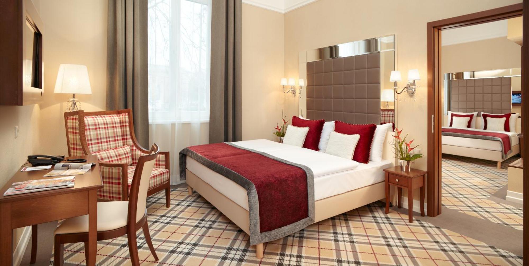 Superior Double Room City View