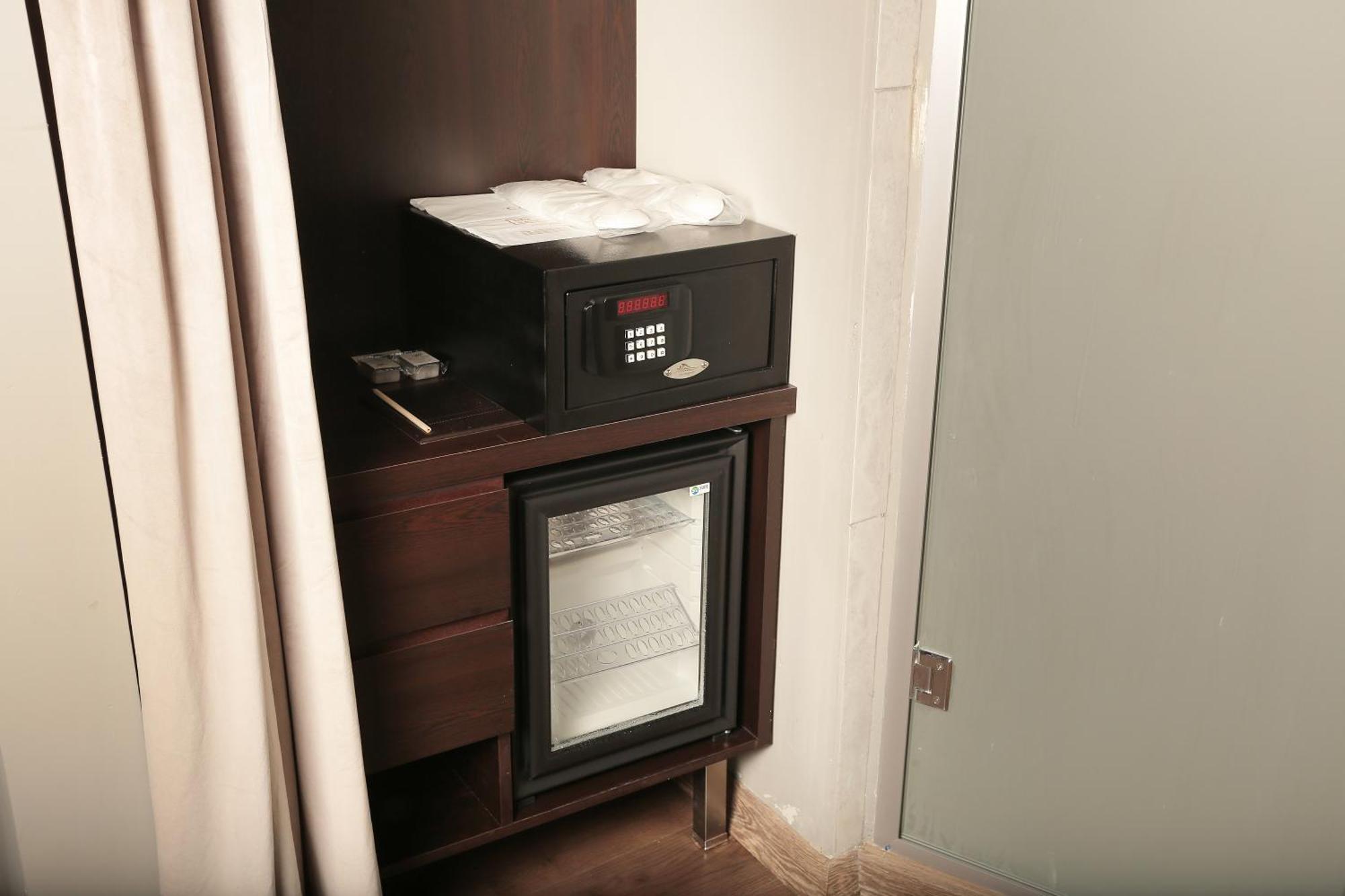 Deluxe Single Room