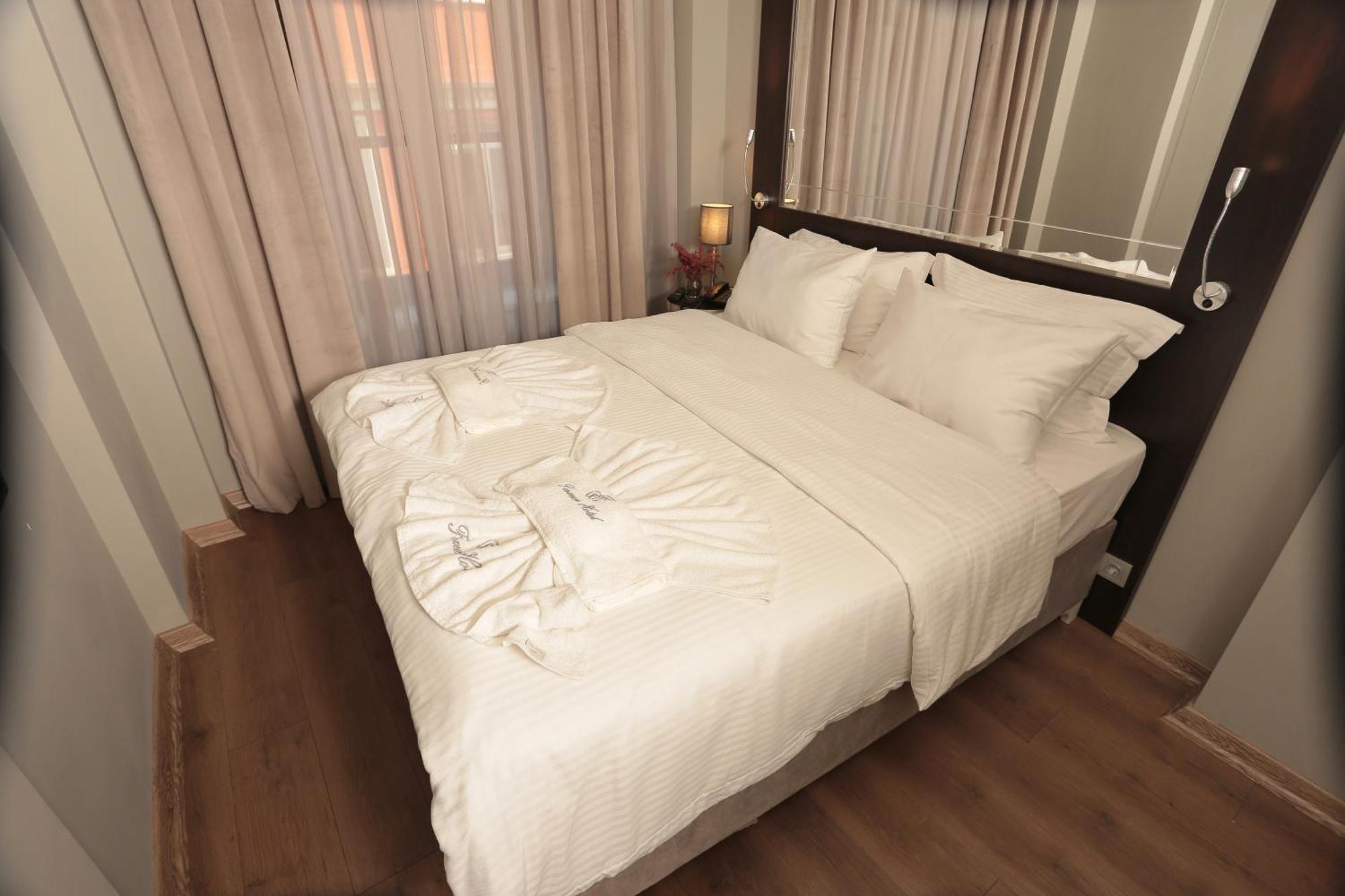 Deluxe Single Room