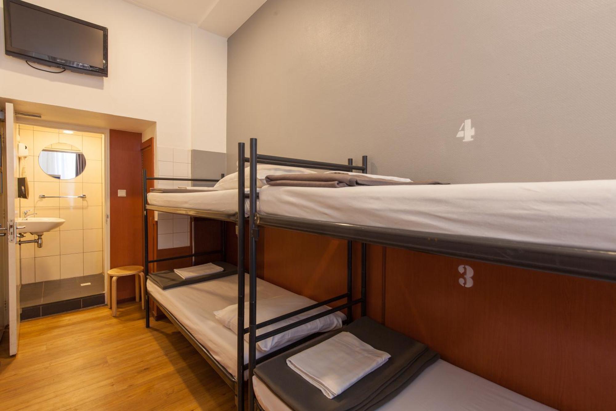 Quadruple Room Bunk Beds