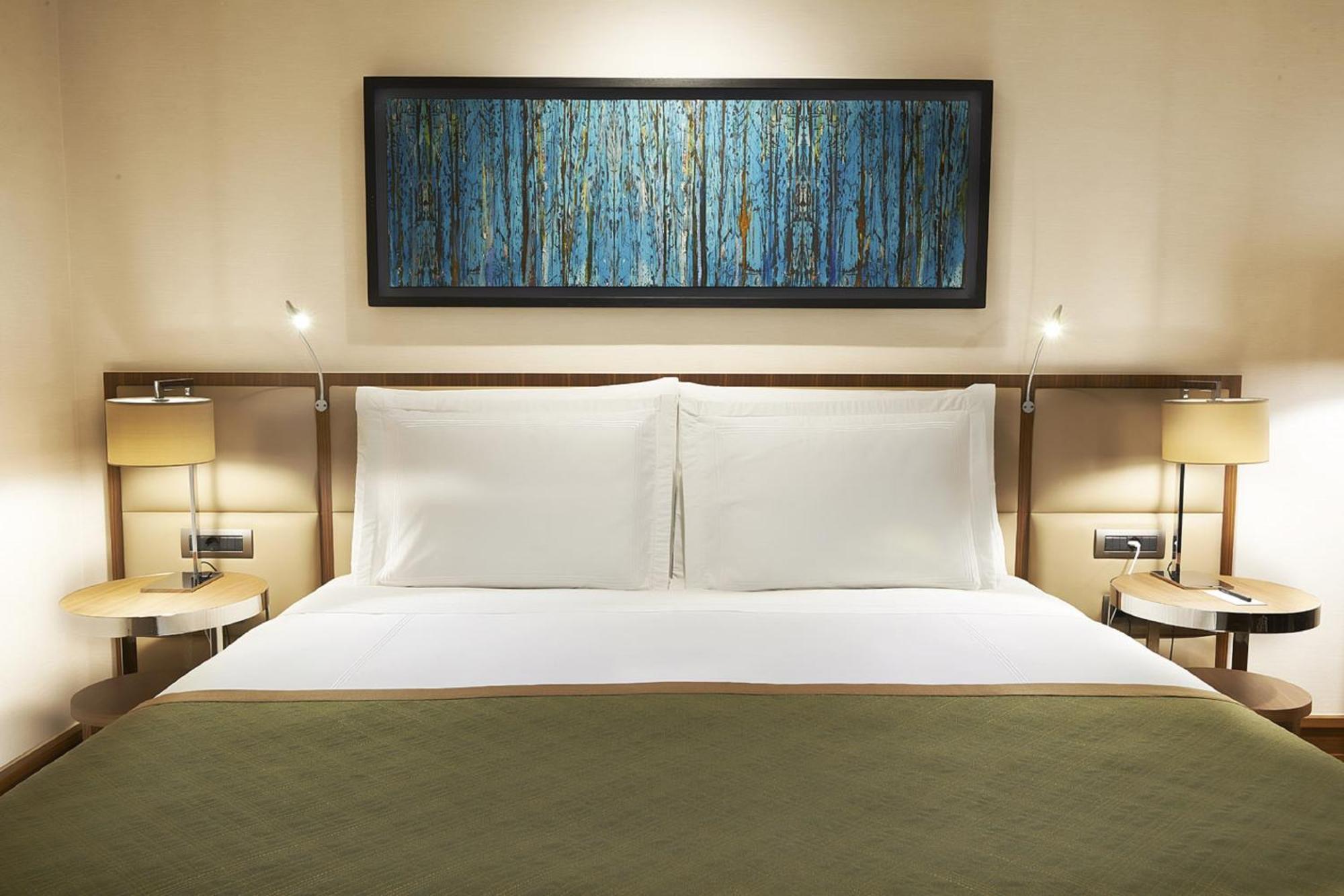 Deluxe King Room,1281116302:JPEG