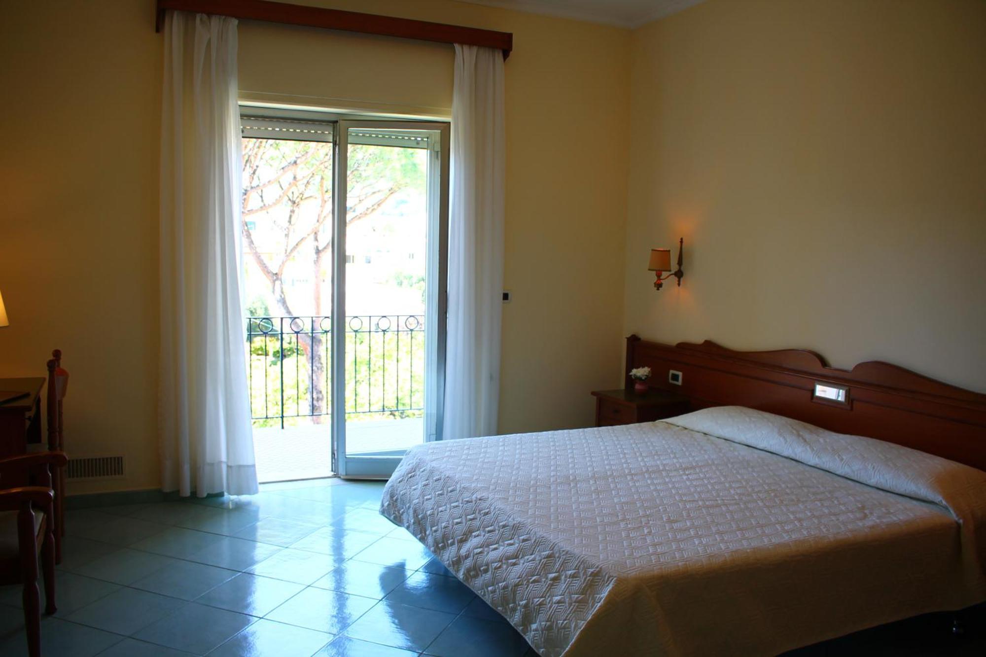 Double or Twin Room Balcony Garden View