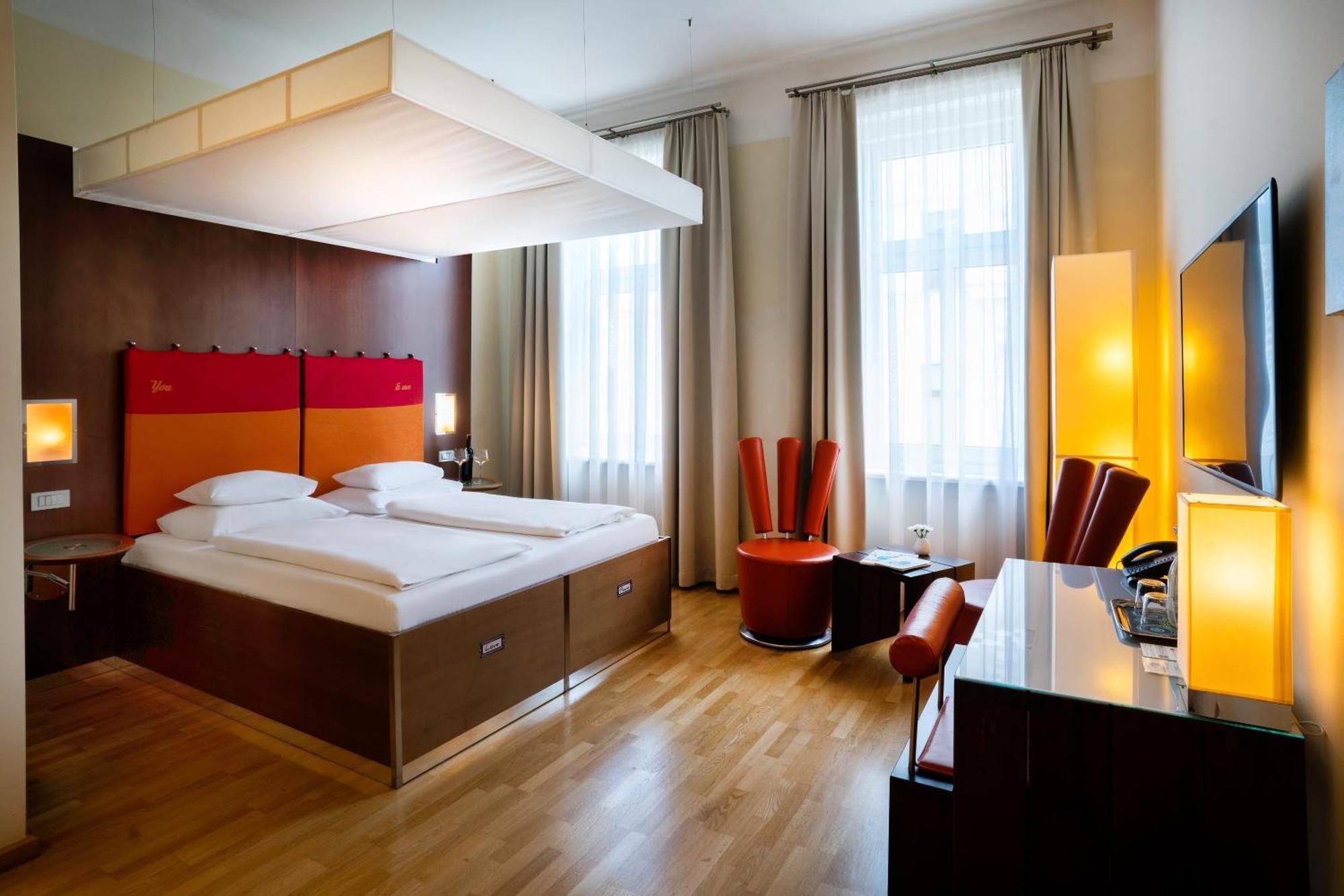 Classic Double Room