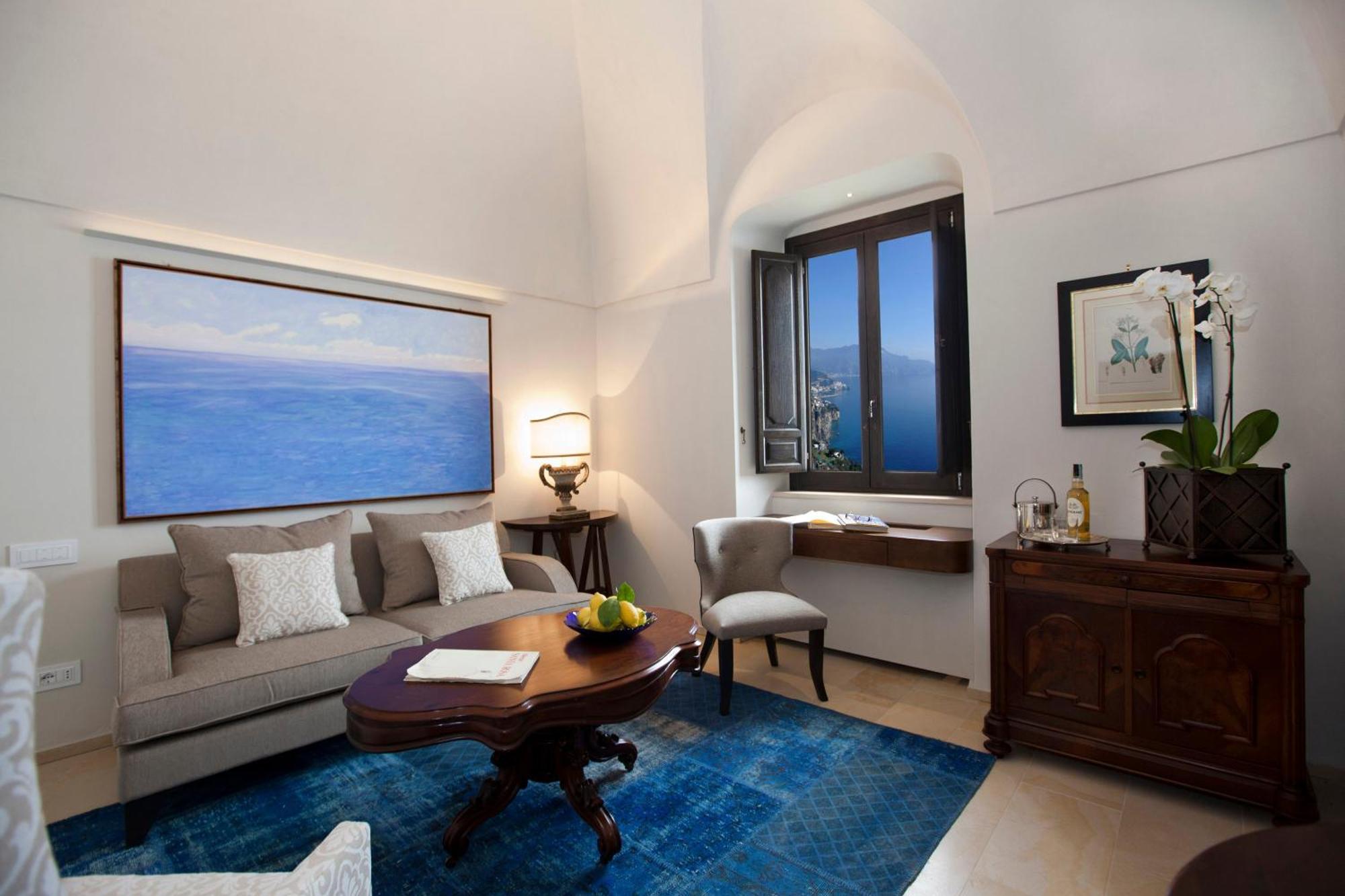 Deluxe Suite Sea View