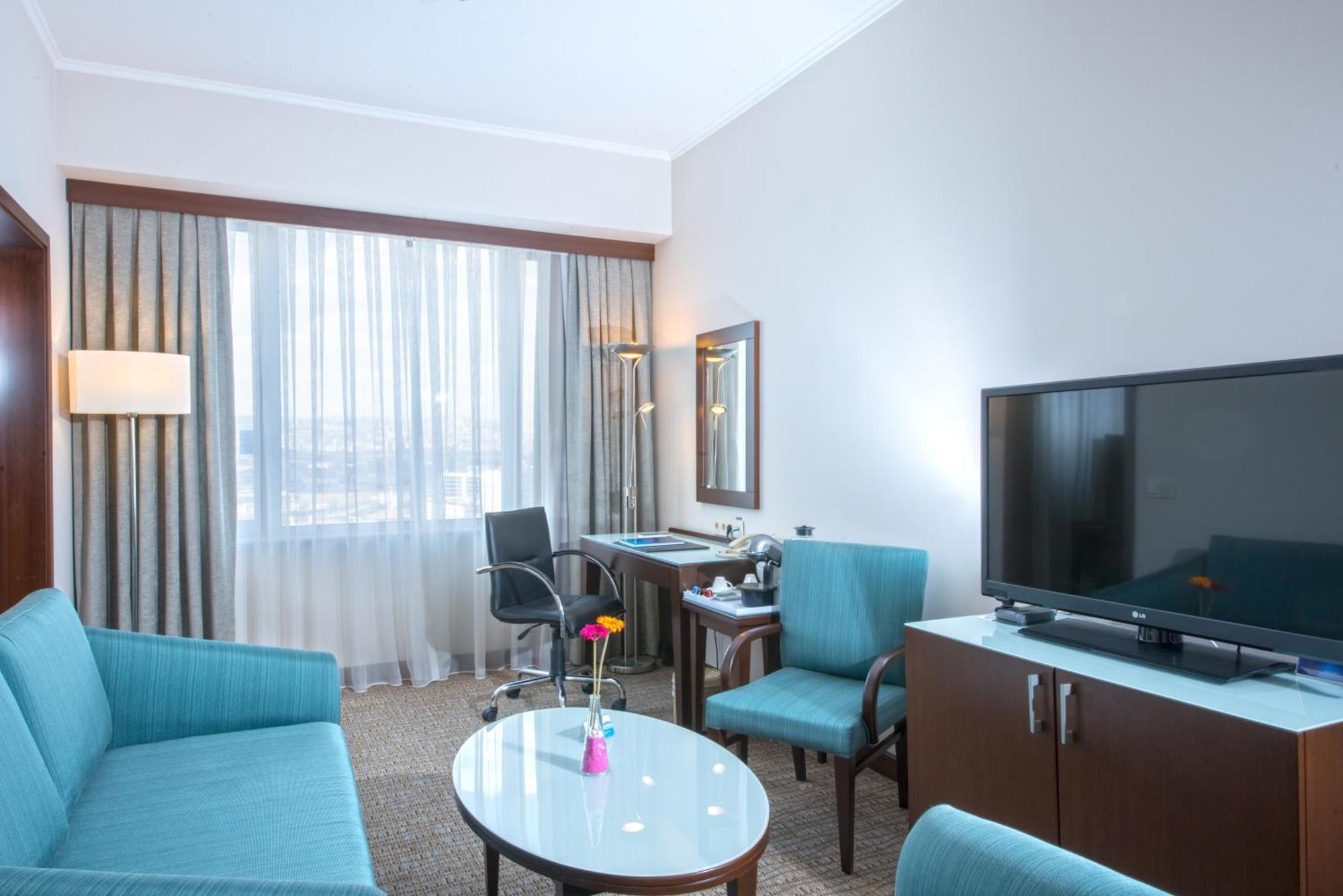 Suite City View