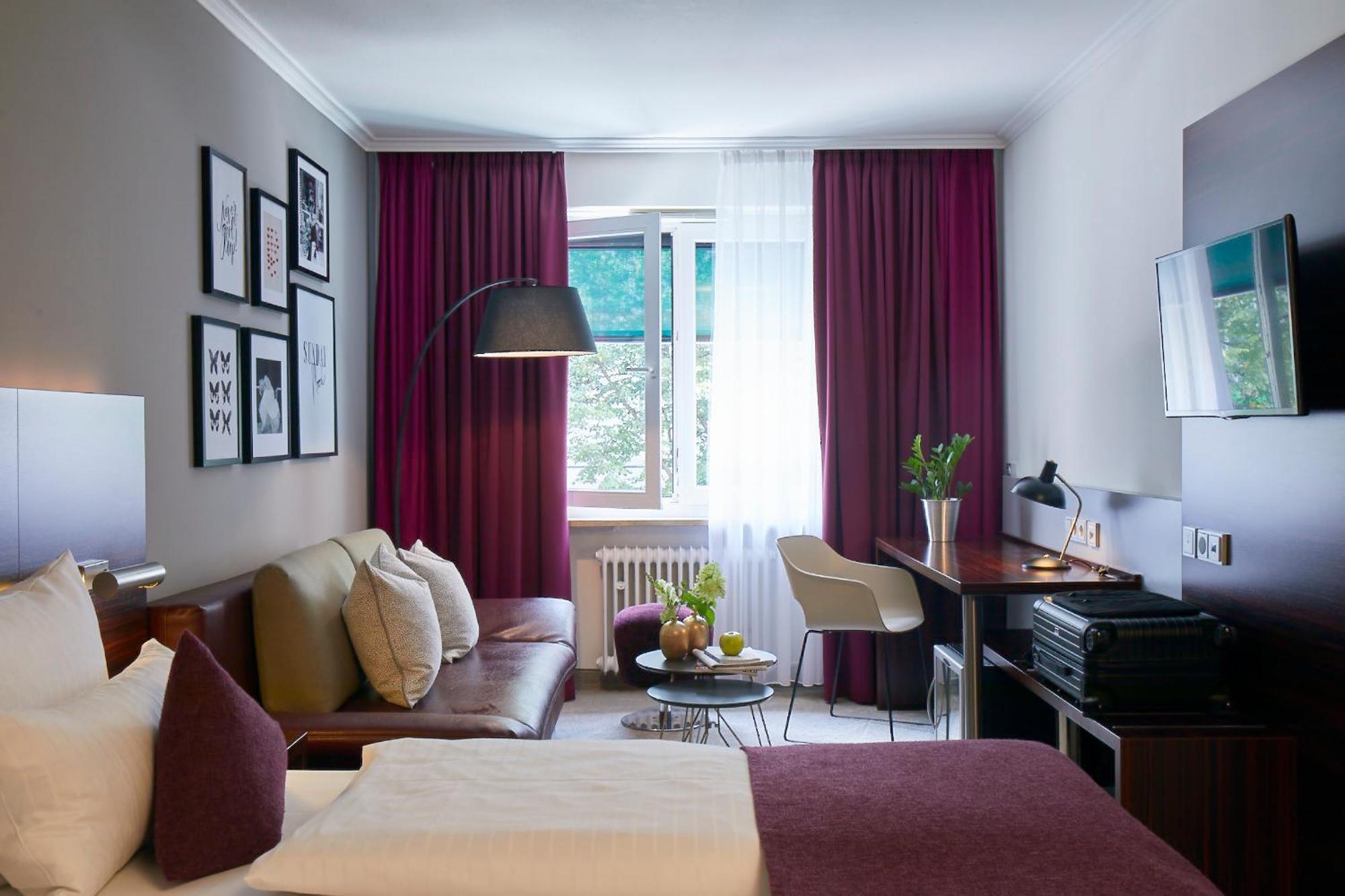 Deluxe Room,1227831095:JPEG