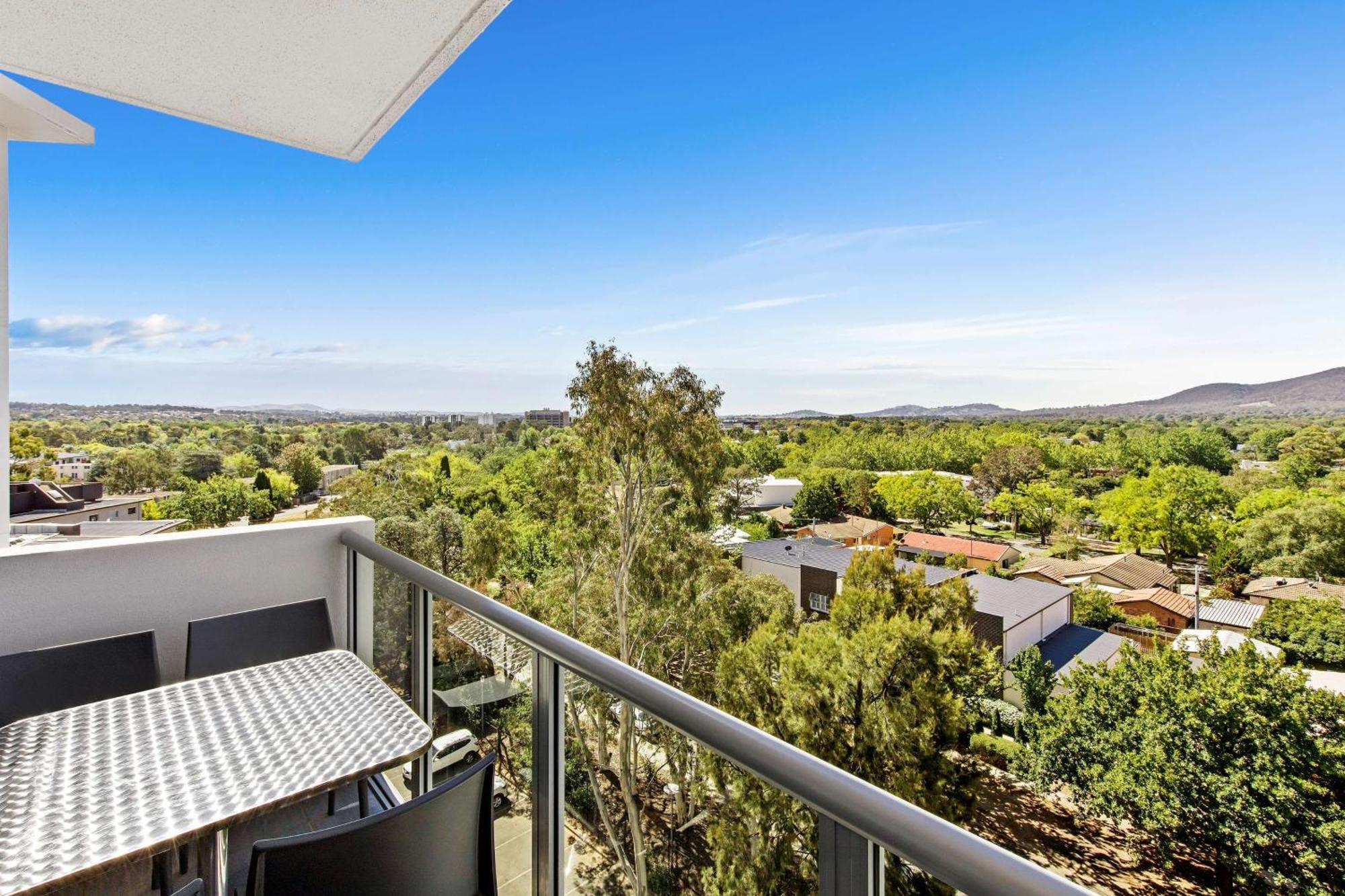 Premier One Bedroom Apartment with Spa Bath and Complimentary Parking,1219829392:JPEG