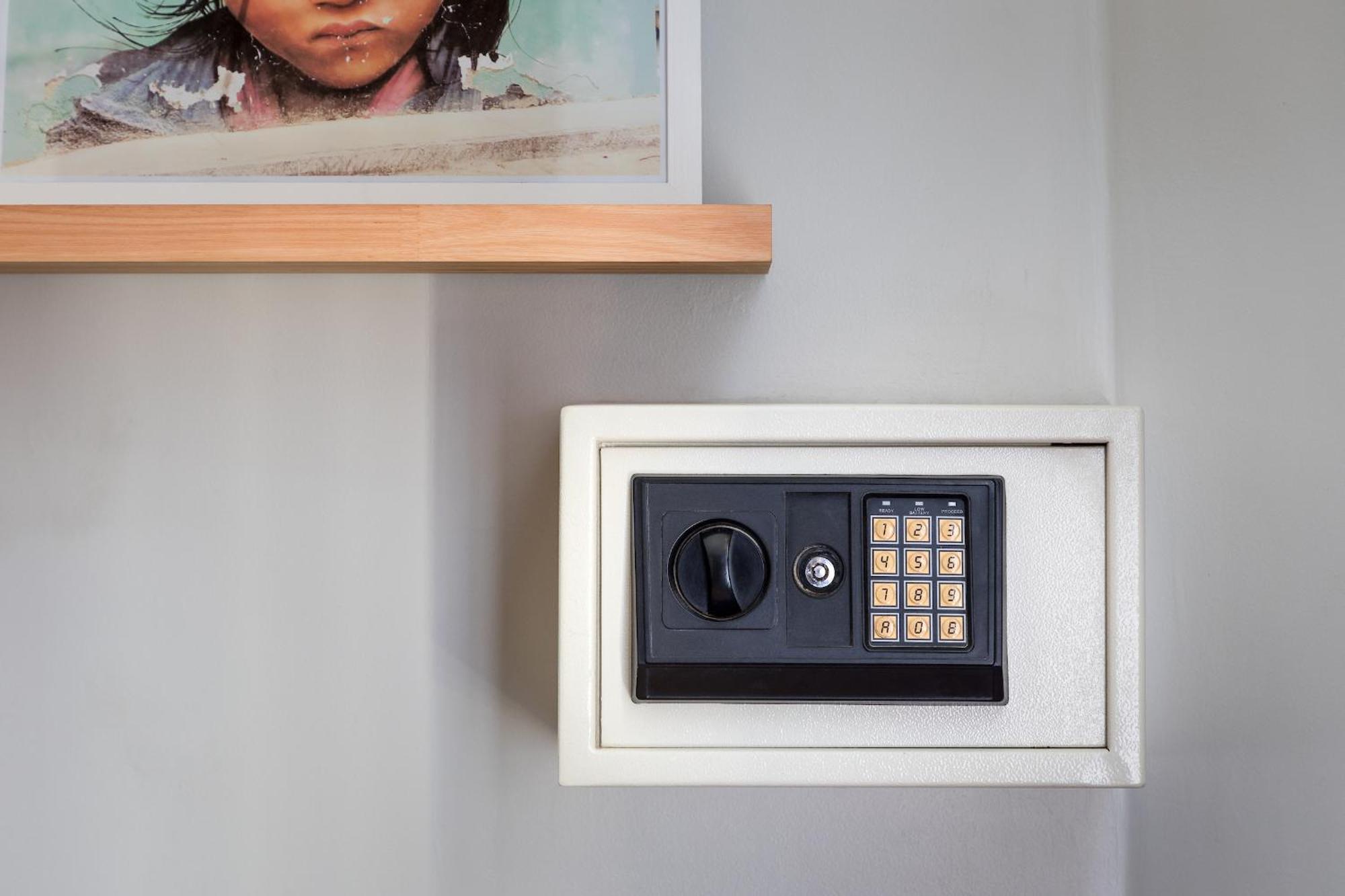 Double Room Private Bathroom