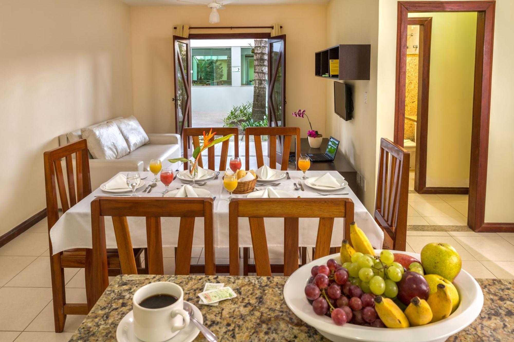 Suite com 2 Quartos (6 Adultos)