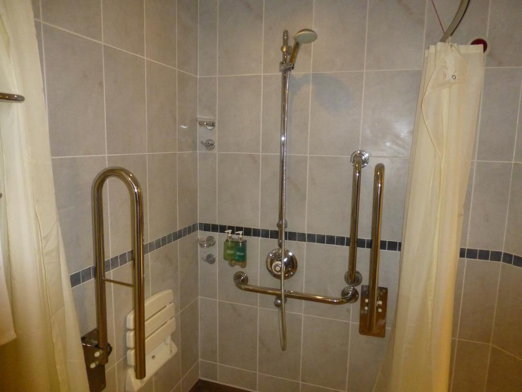 Twin Room - Disability Access