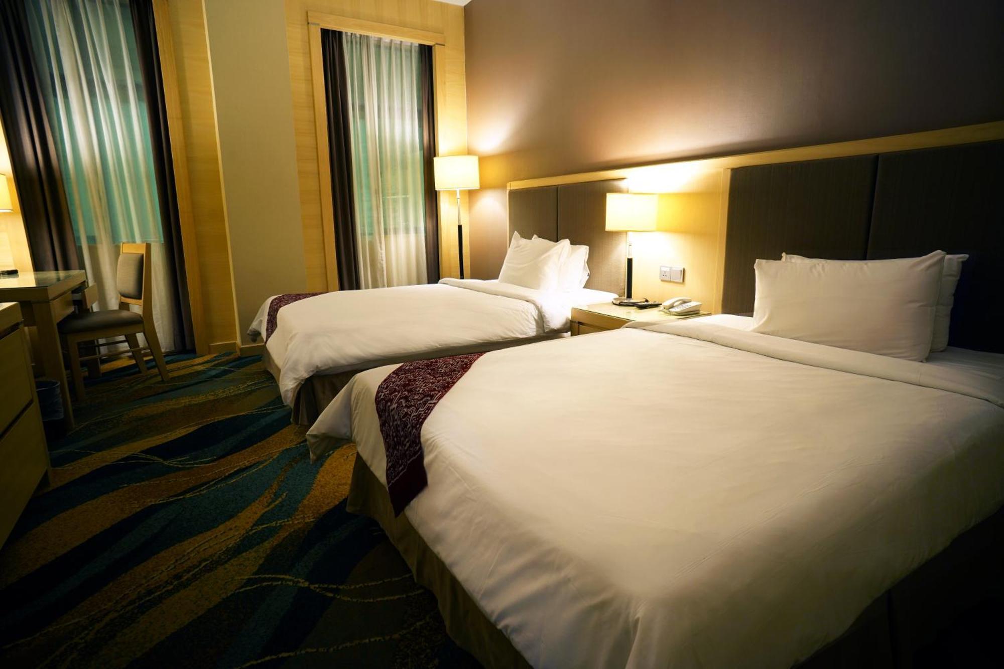 Standard Twin Room No Outside View