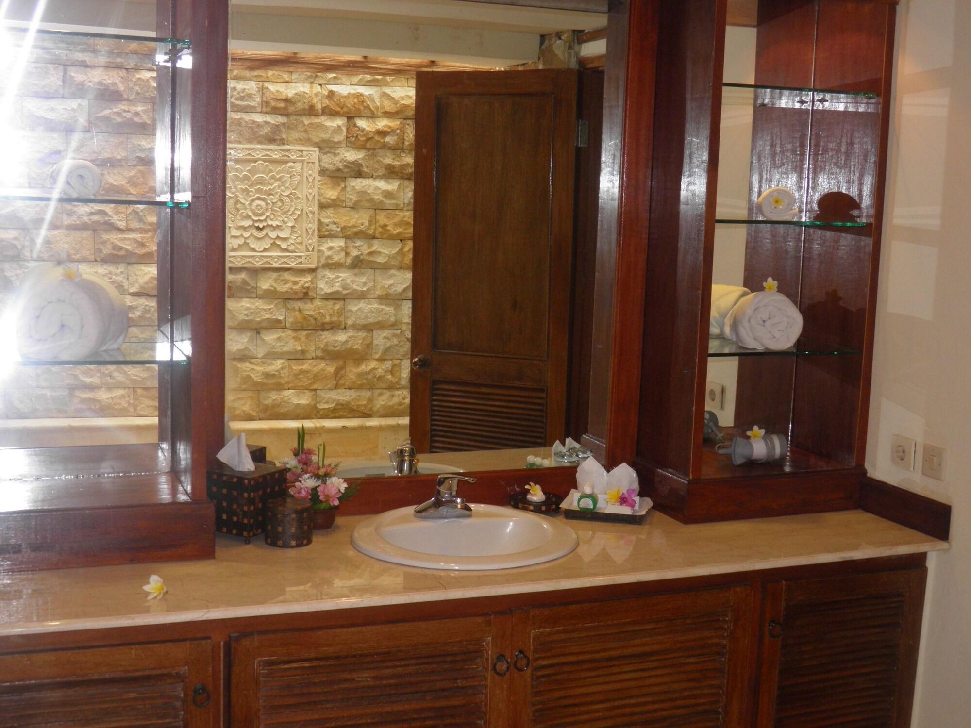 Deluxe One-Bedroom Villa